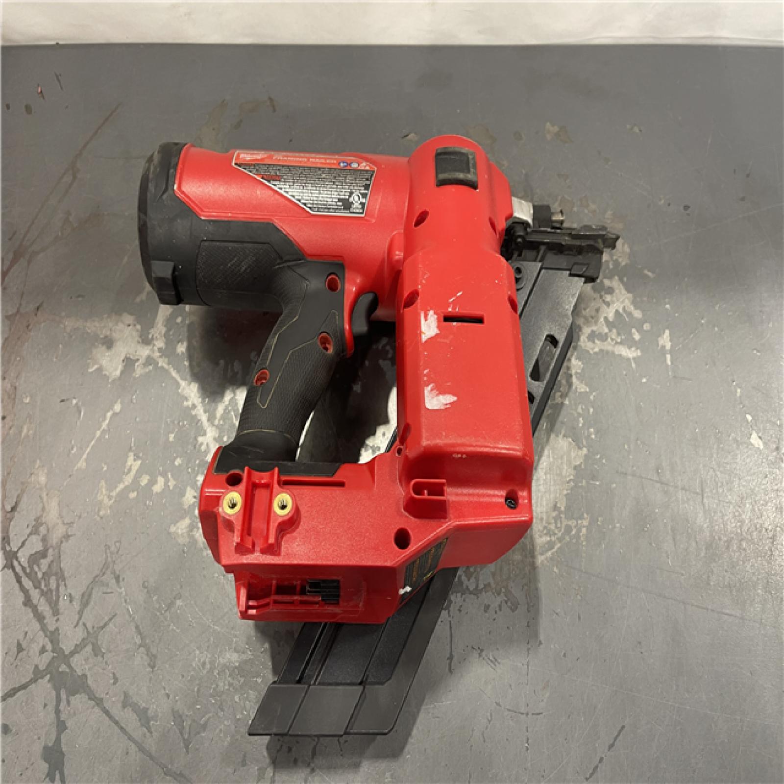 AS-IS- Milwaukee M18 FUEL 30 Degree Framing Nailer (TOOL ONLY)