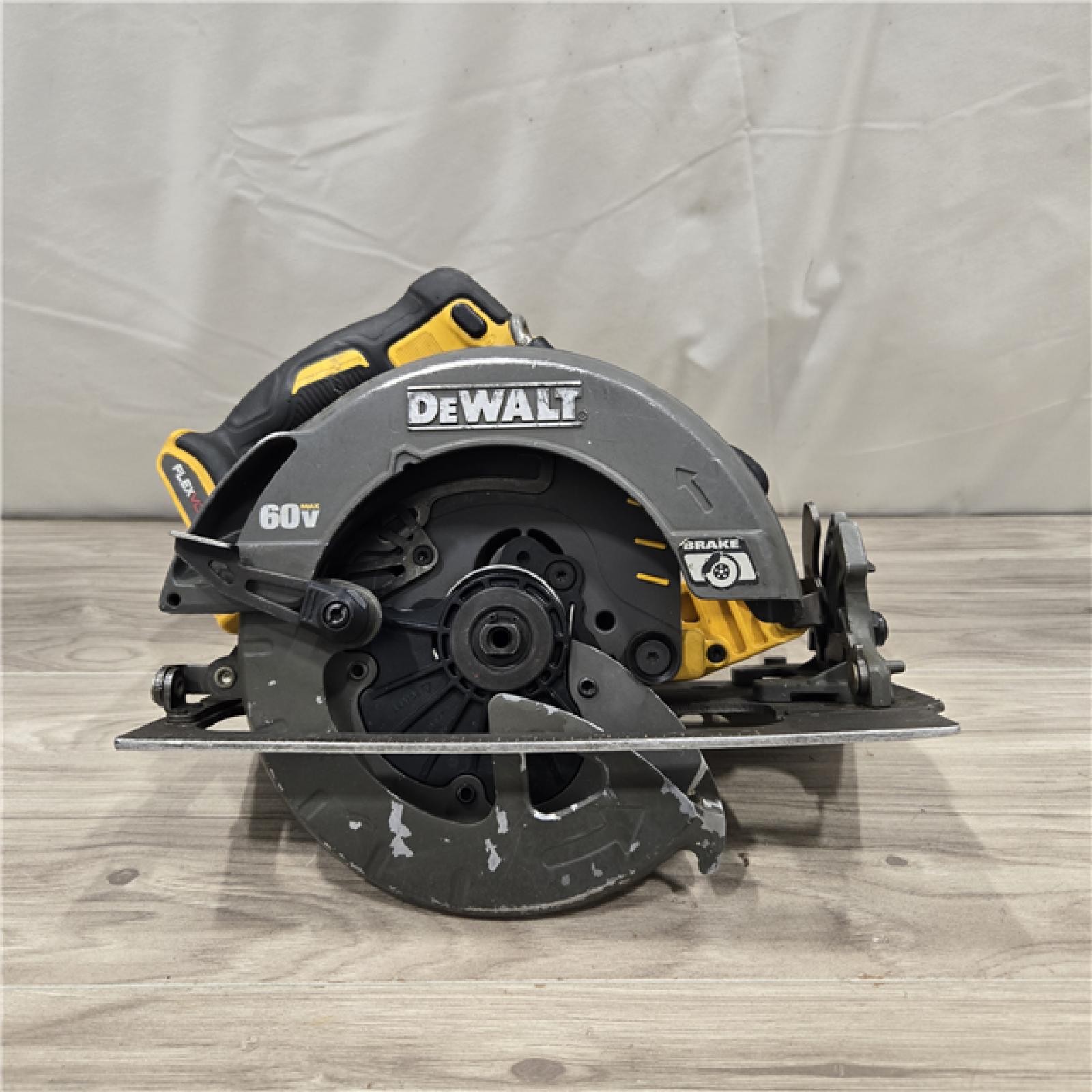 AS-IS DEWALT FLEXVOLT 60V MAX Cordless  7-1/4 in. Wormdrive Style Circular Saw (Tool Only)
