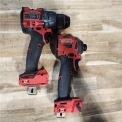HOUSTON LOCATION - AS-IS MILWAUKEE 2 TOOL COMBO KIT W/ (2) BATTERY & CHARGER
