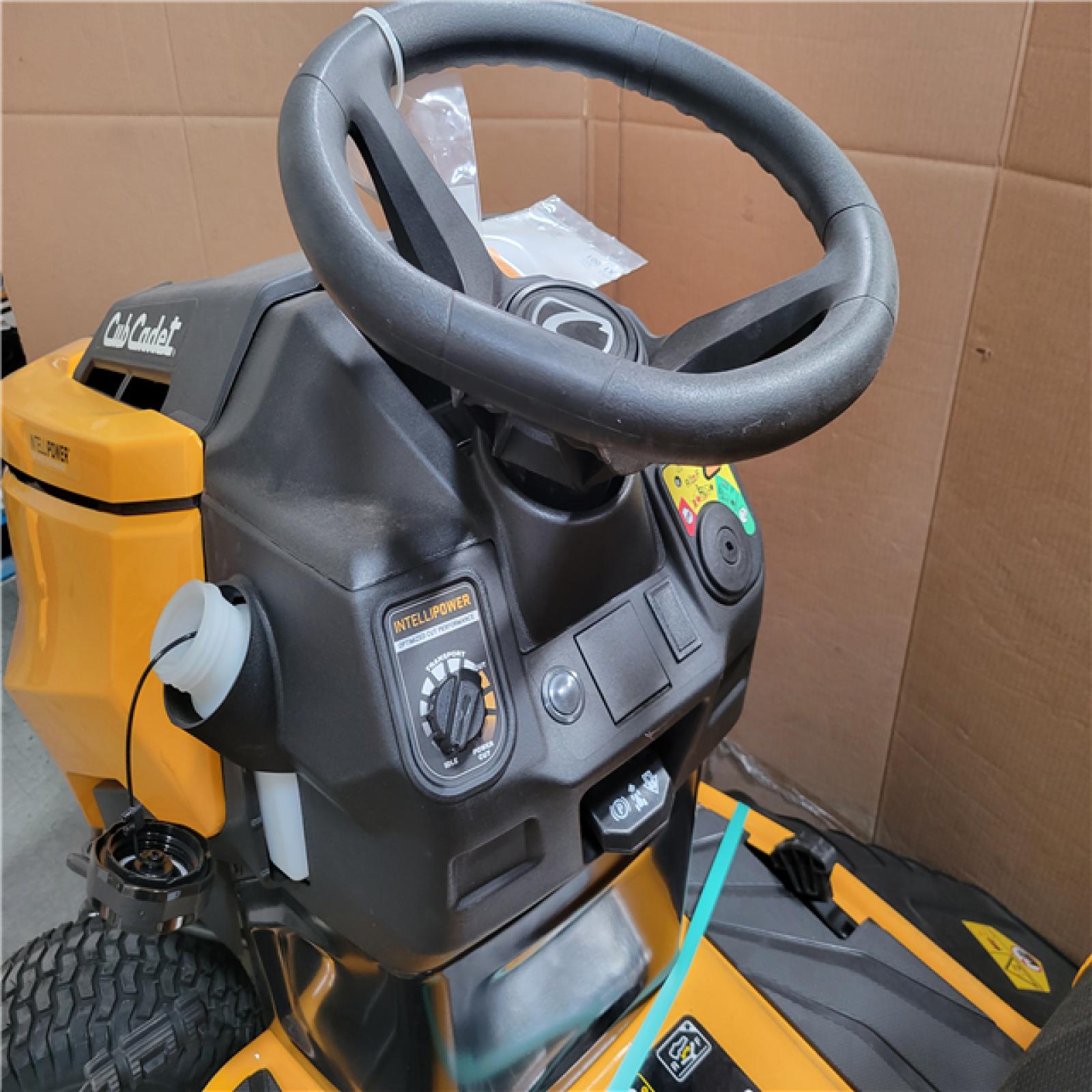 CALIFORNIA AS-IS CUB CADET XT1 ENDURO SERIES SIT DOWN RIDING LAWN MOWER