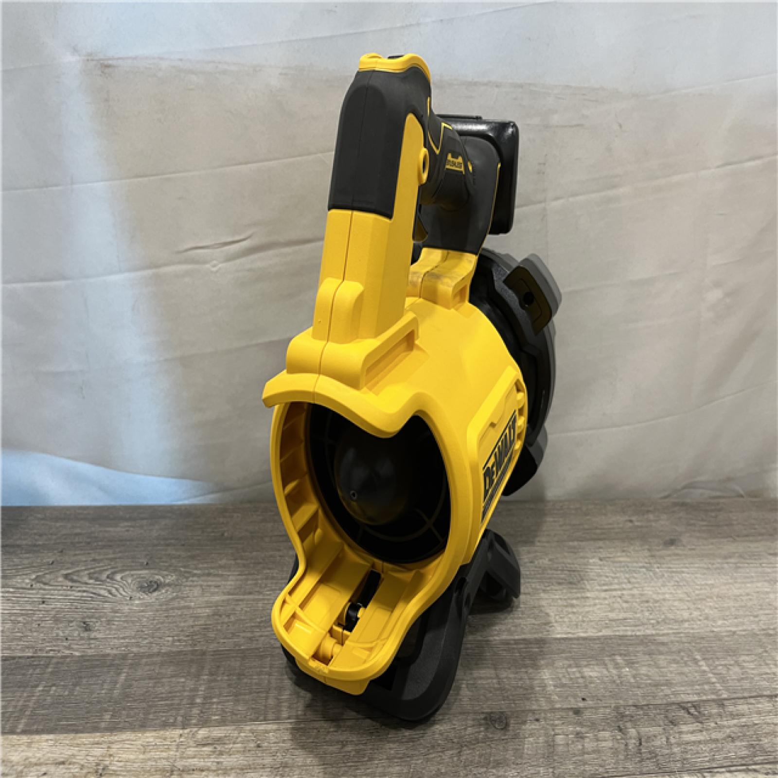 AS-IS DEWALT 20V MAX* XR Brushless Cordless Handheld Blower Kit