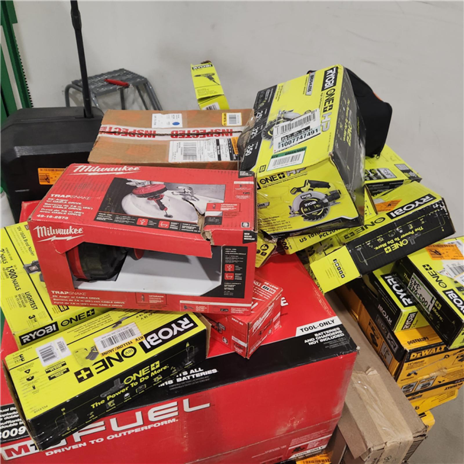 Dallas Location - As-Is Tool Pallet