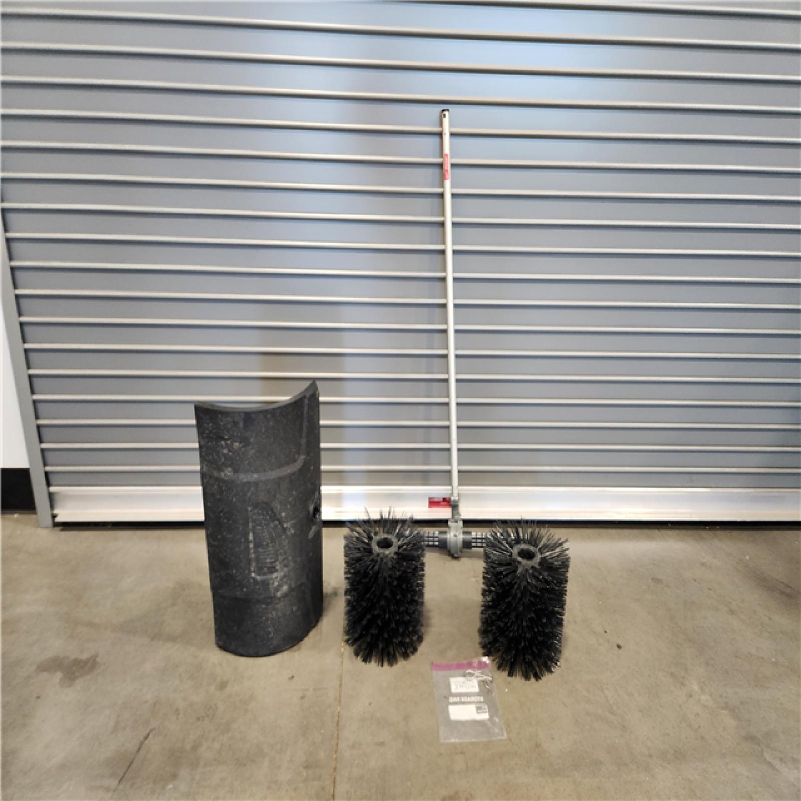 AS-IS- Milwaukee M18 FUEL Quik-Lok Professional Grade 48.75 in. L Brush Attachment