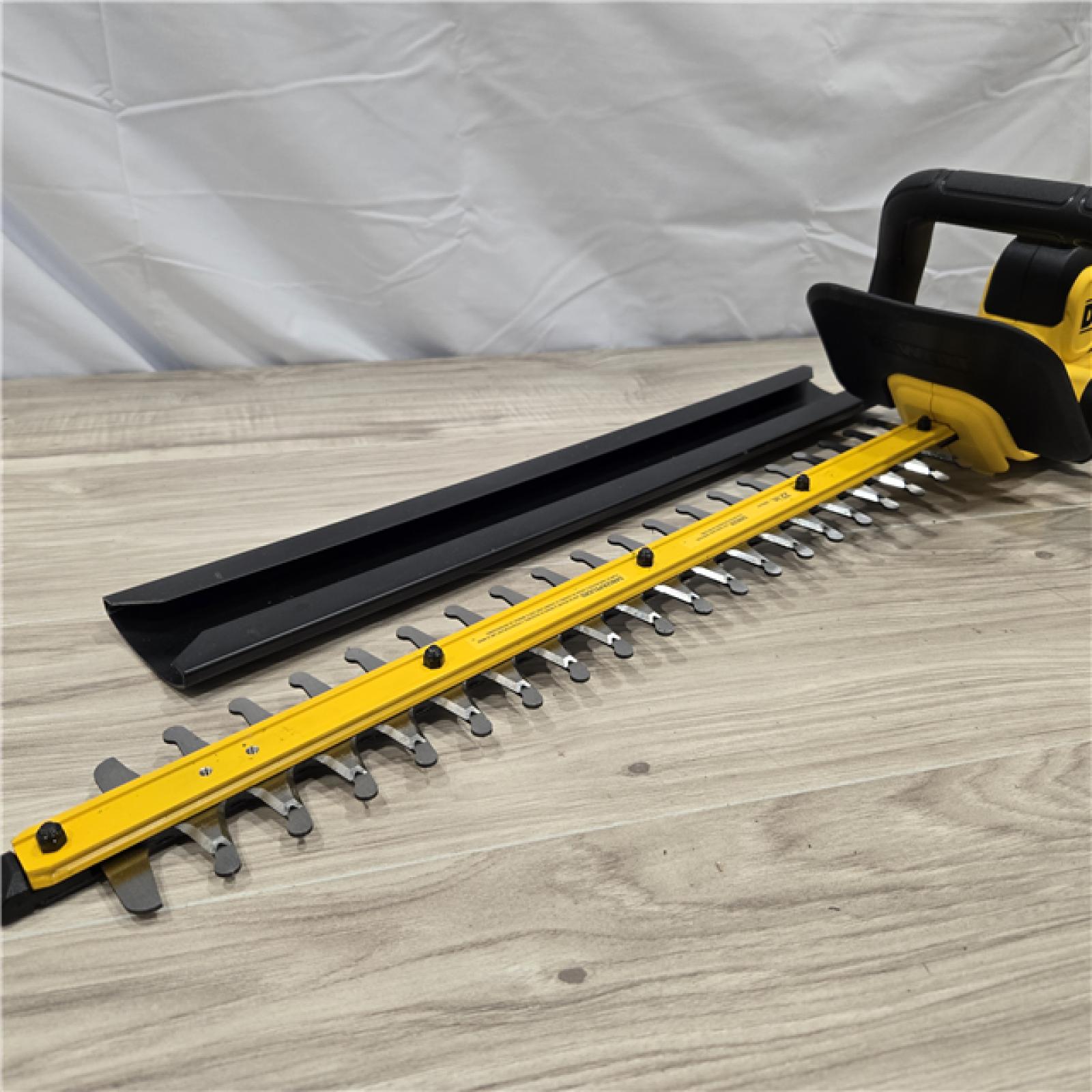 AS-IS DeWalt DCHT821B 22 in. 20 V Battery Hedge Trimmer (Tool-Only)