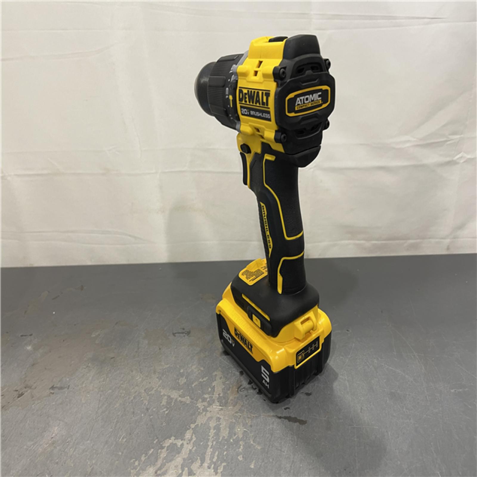 AS-IS - DEWALT ATOMIC 20V Lithium-Ion Cordless 1/2 in. Hammer Drill Kit