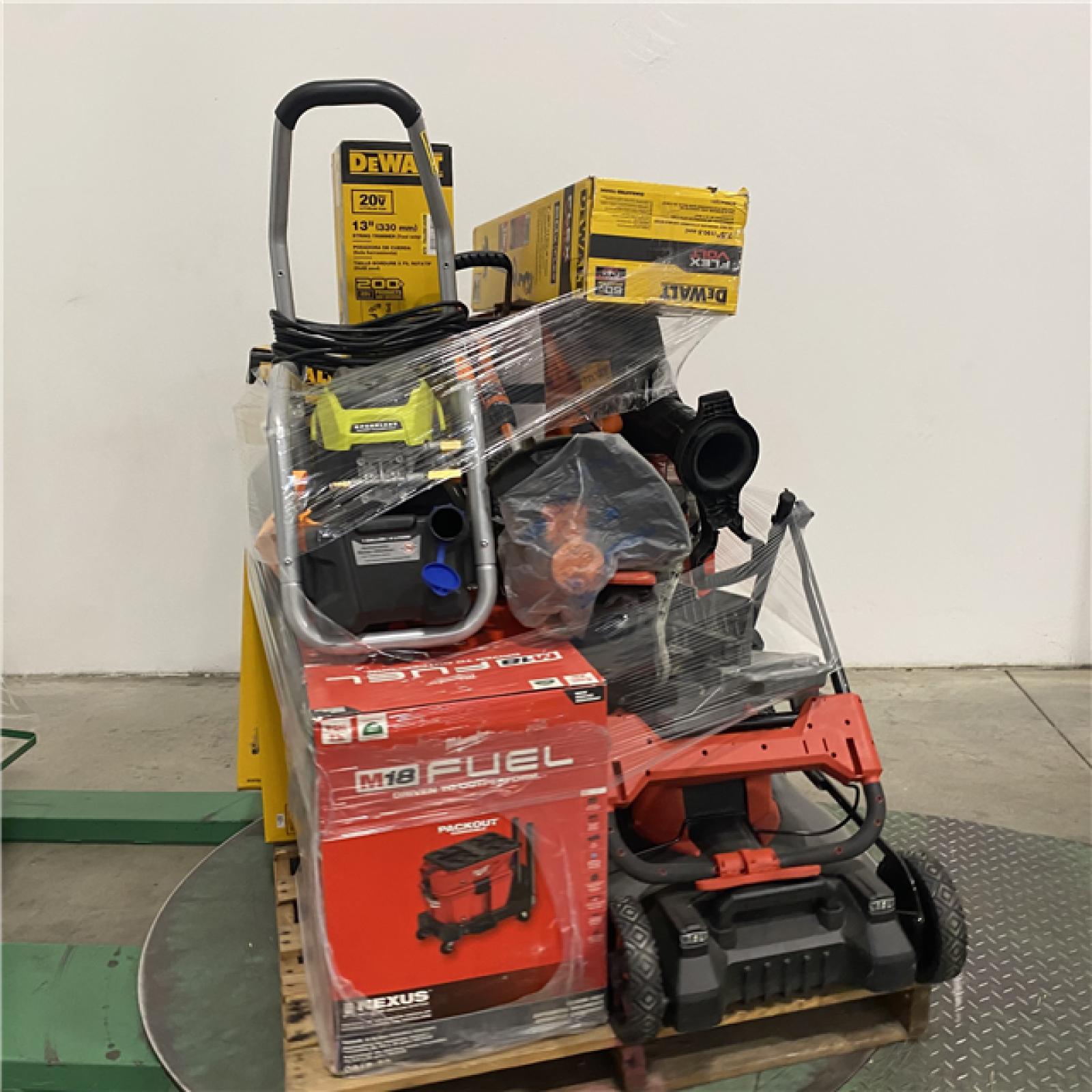 Dallas Location - As-Is Tool Pallet