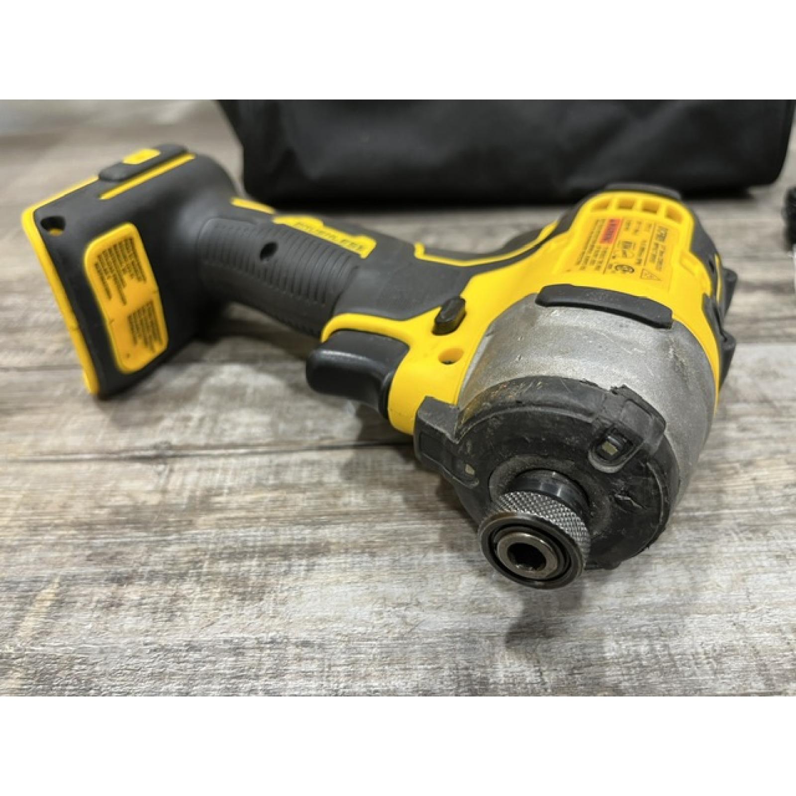 AS-IS DEWALT Atomic 20V Max Lithium-Ion Brushless Cordless Compact 1/4 in. Impact Driver Kit