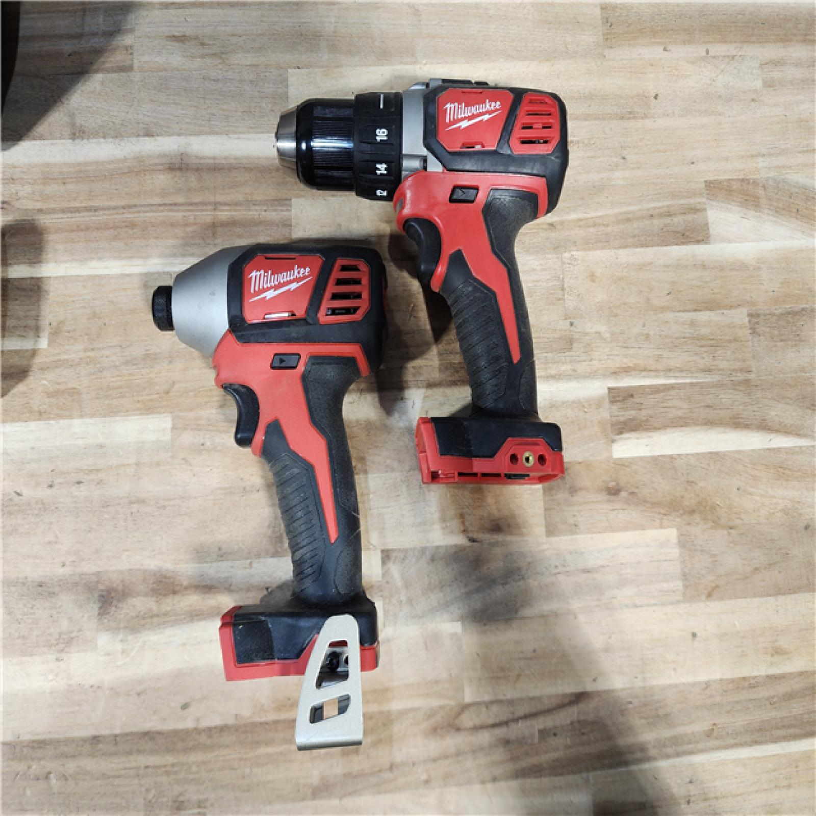 HOUSTON LOCATION - AS-IS Milwaukee  18V Lithium-Ion Cordless Drill Driver/Impact Driver Combo Kit