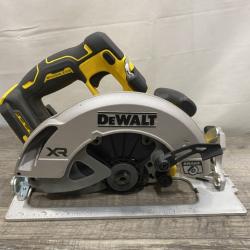 AS-IS DEWALT 20-Volt MAX 7-1/4 in. Cordless Circular Saw (Tool Only)