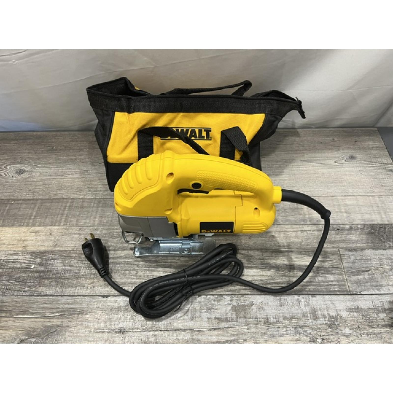 AS-IS DEWALT 5.5 Amp Corded Variable Speed Jig Saw With Bag