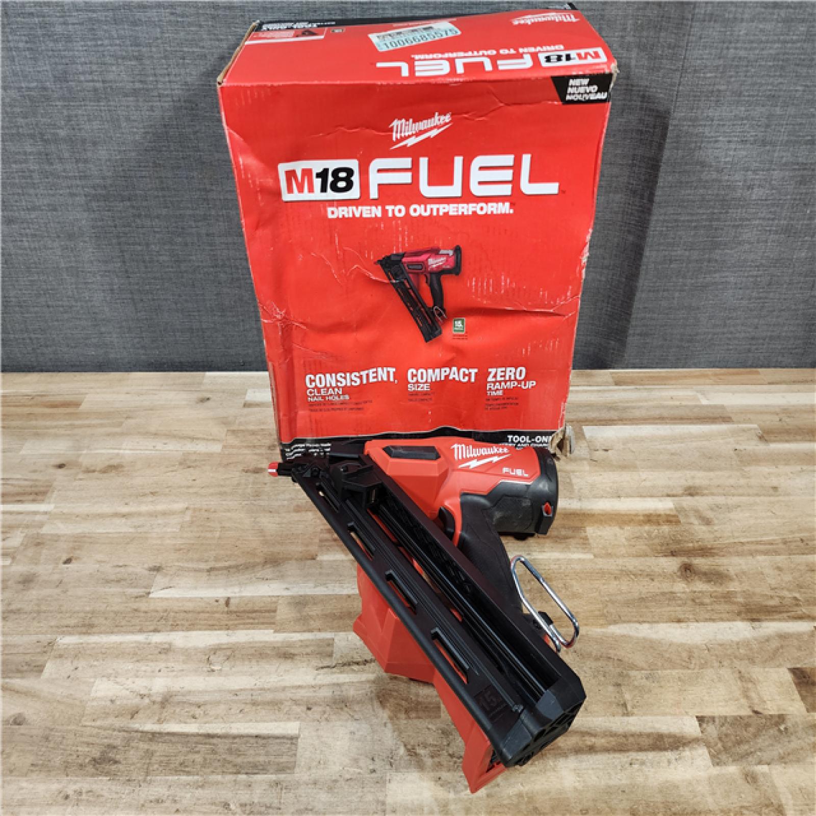 HOUSTON LOCATION - AS-IS Milwaukee FUEL 18-Volt Lithium-Ion Brushless Cordless Gen II 15-Gauge Angled Finish Nailer (Tool-Only)