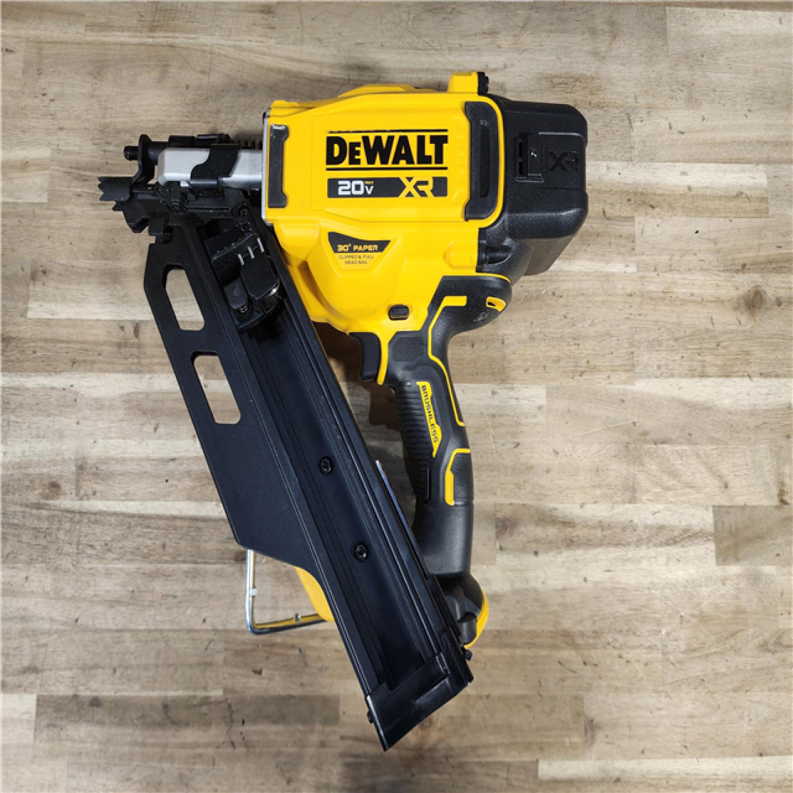 HOUSTON LOCATION - AS-IS DEWALT 20-Volt 30° Cordless Framing Nailer (Tool-Only)