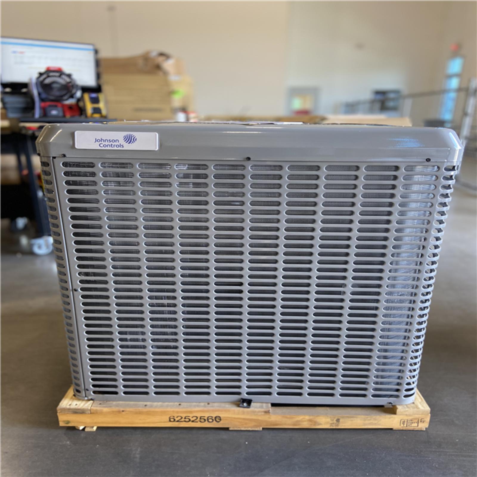 DALLAS LOCATION - Johnson Controls 4 Ton 15.2seer/7.8 Hspf 2-Stage Heat Pump