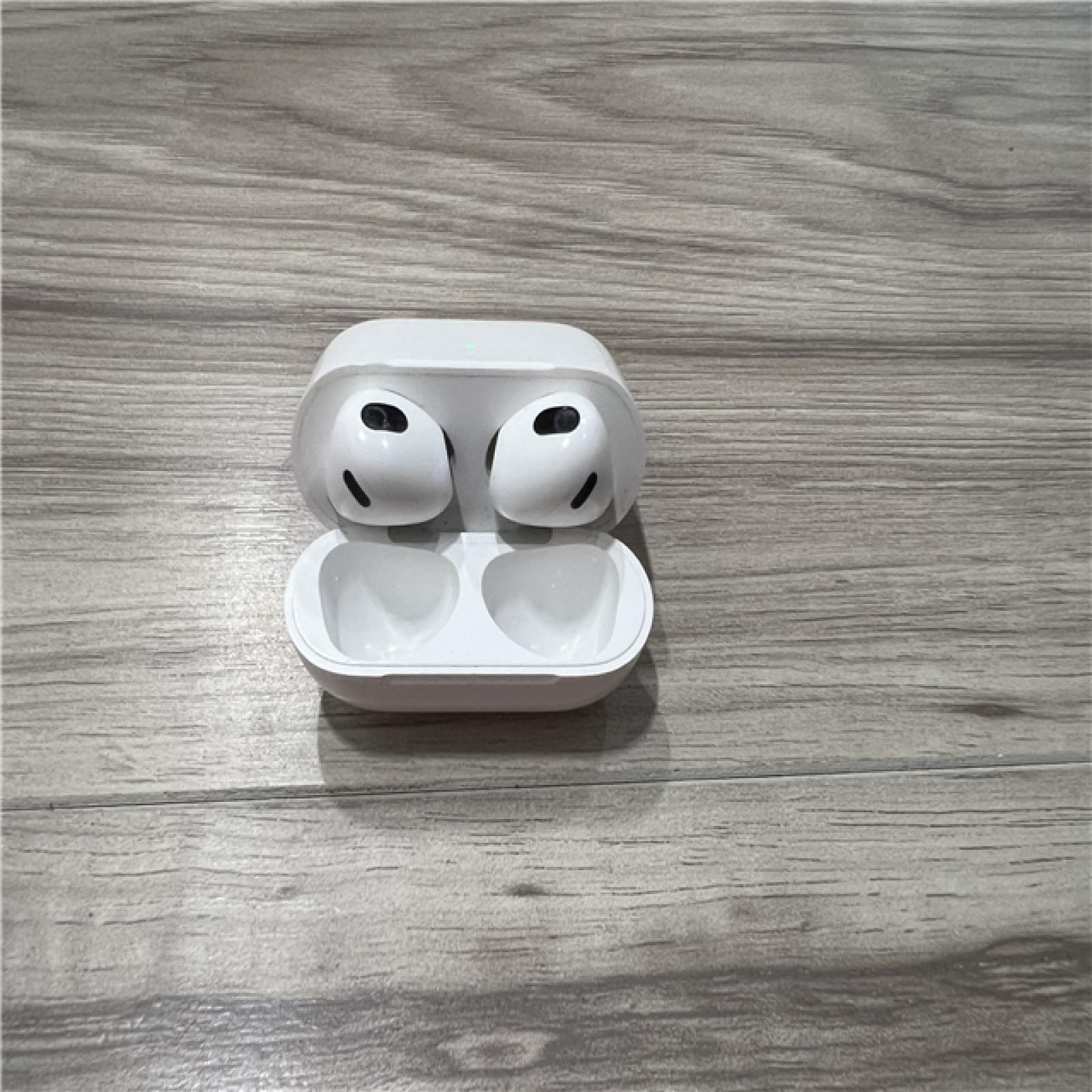 AS-IS Apple AirPods (3rd generation) Lightning Charging Case
