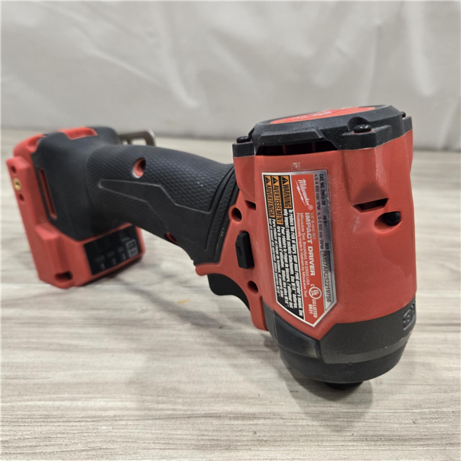 AS-IS MILWAUKEE FUEL 18V Lithium-Ion Cordless Hammer Drill and Impact Driver Combo Kit