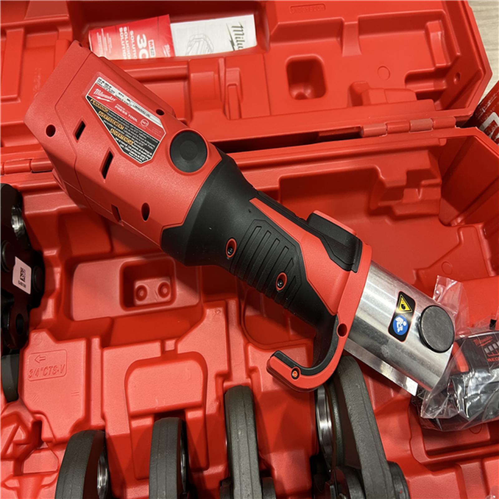 AS-IS Milwaukee M18 Force Logic ONE KEY Press Tool 1/2-2 Kit
