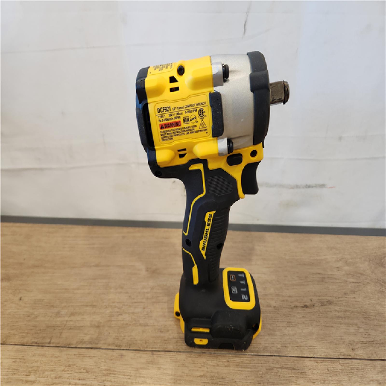 AS-IS- DeWalt 20V MAX ATOMIC 1/2 in. Cordless Brushless Compact Impact Wrench Tool Only
