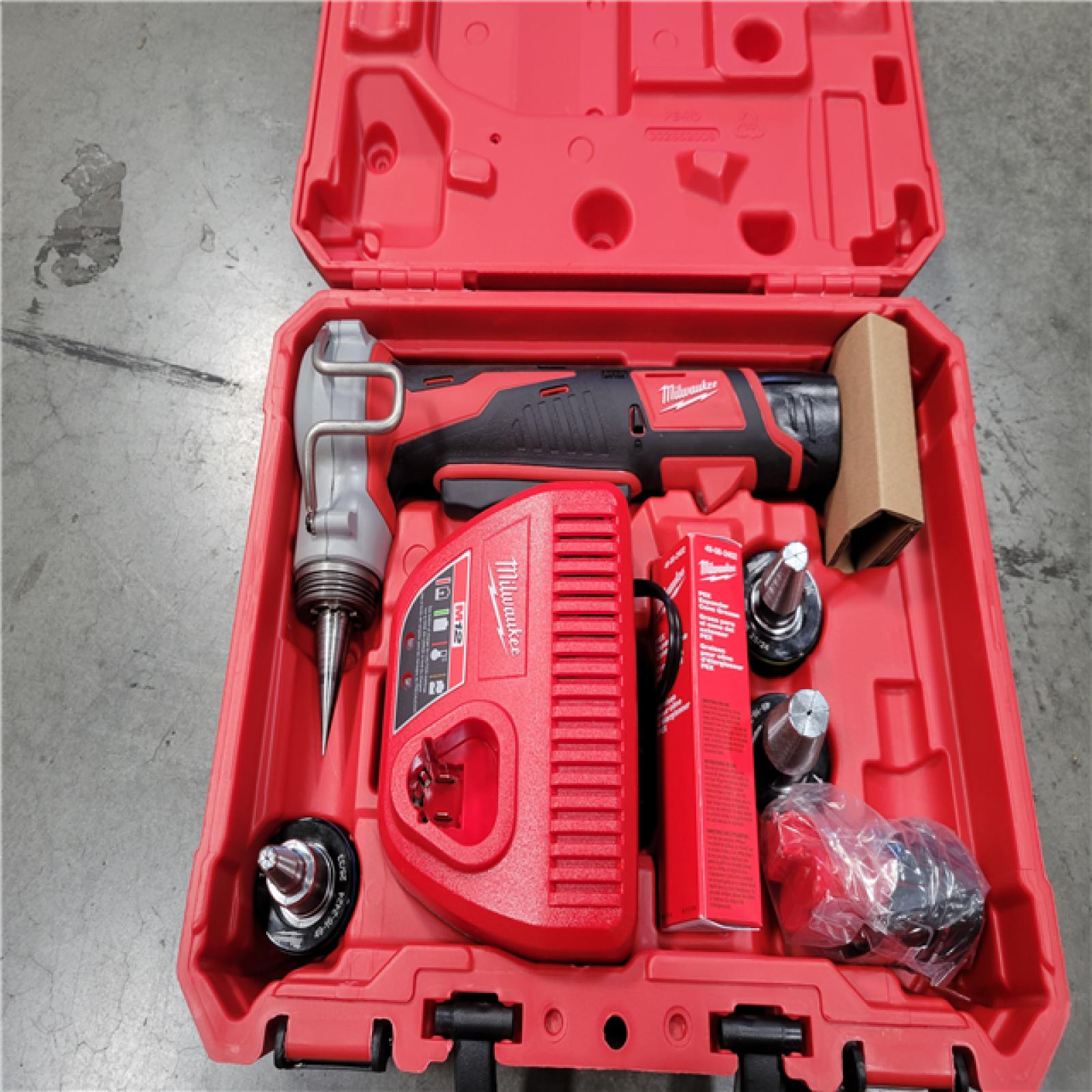 CALIFORNIA NEW MILWAUKEE M12 PEX EXPANDER KIT