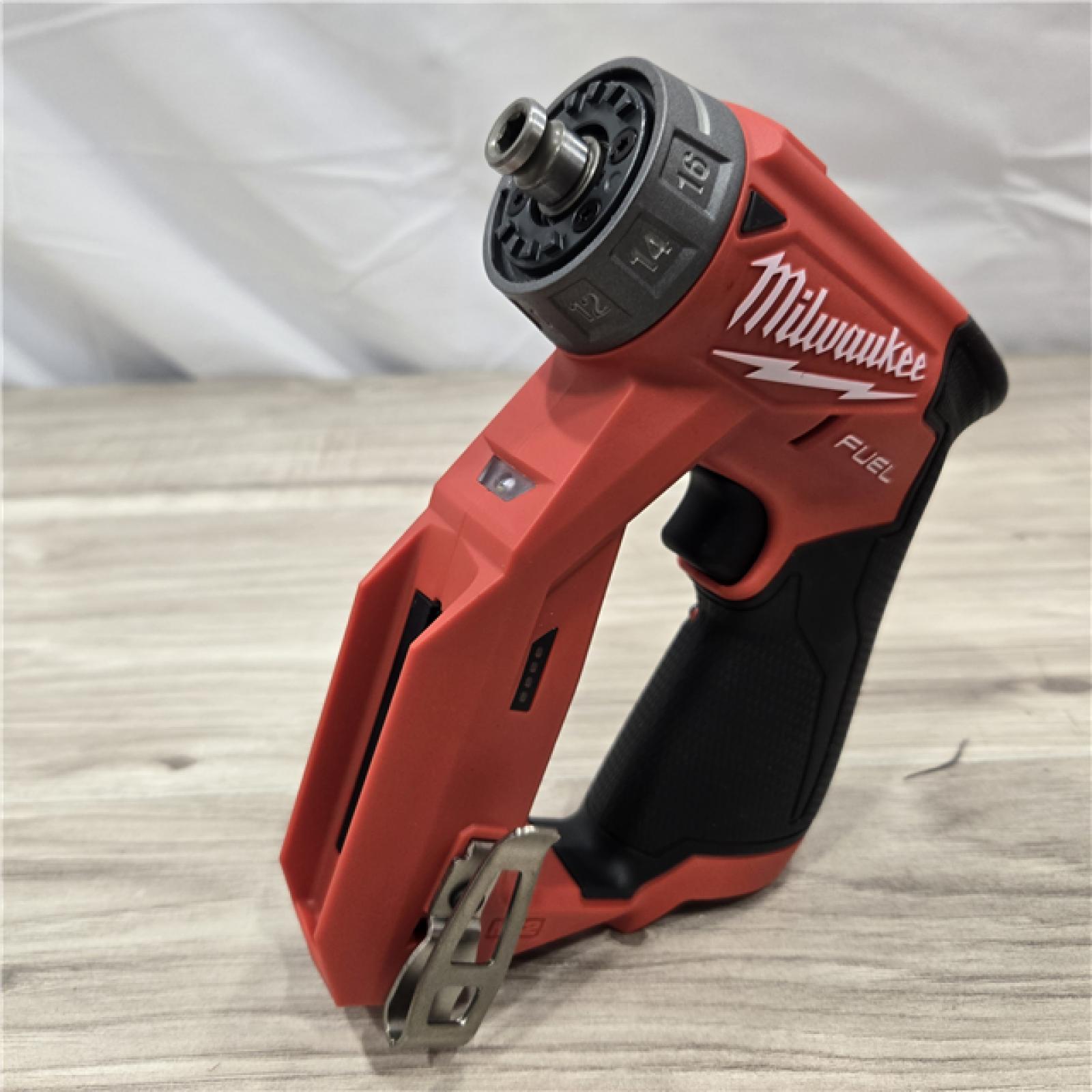 LIKE NEW! - Milwaukee 2505-22 M12 FUEL Cordless Installation Drill Driver Kit