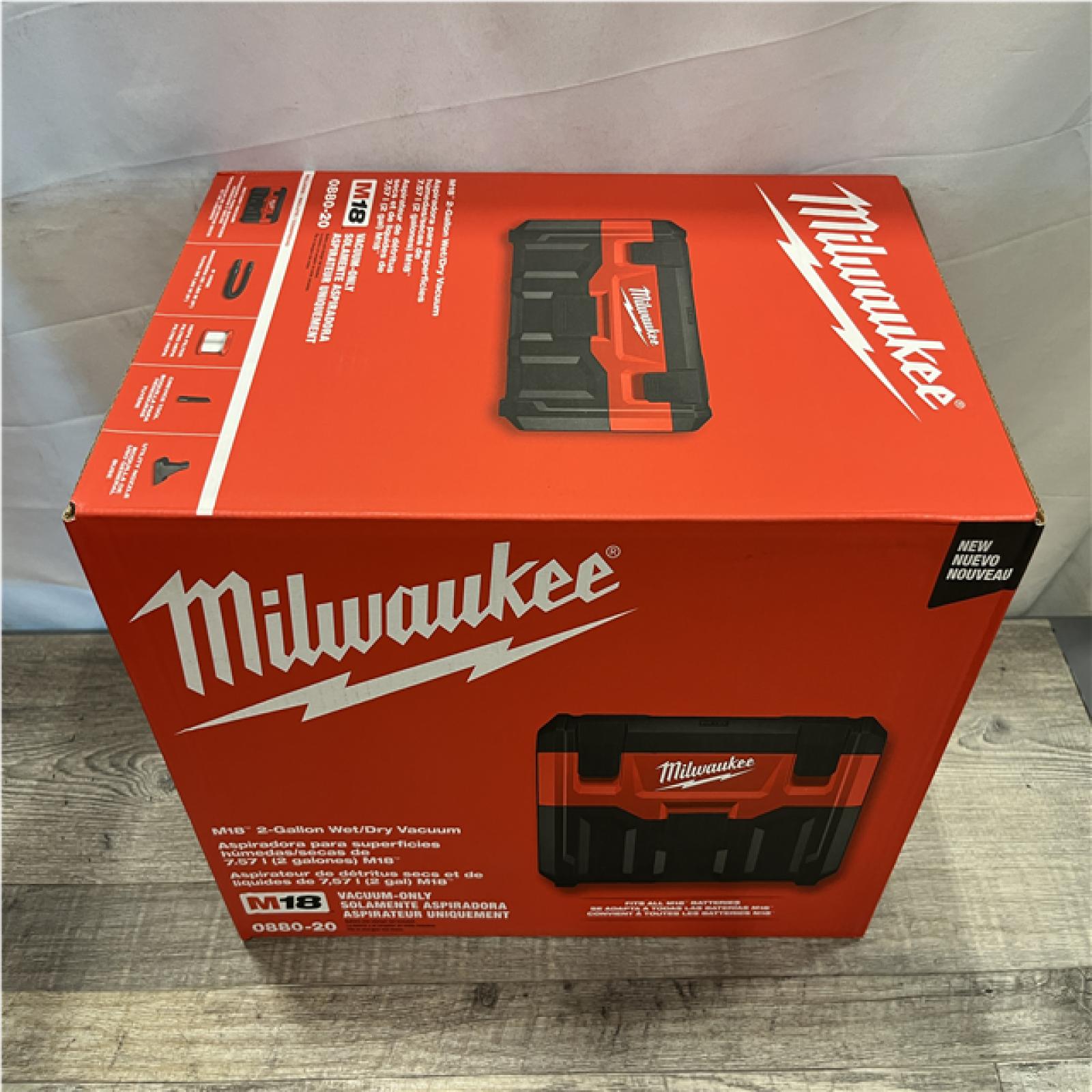 NEW - Milwaukee 18-Volt 2 Gal. Lithium-Ion Cordless Wet/Dry Vacuum (Vacuum-Only)