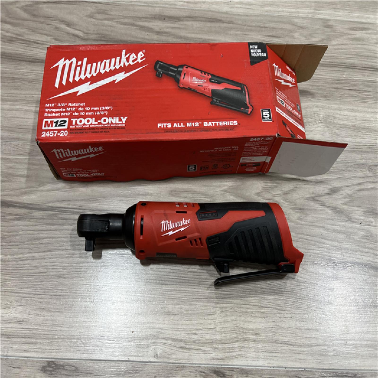 AS-IS Milwaukee M12 12V Lithium-Ion Cordless 3/8 in. Ratchet (Tool-Only)
