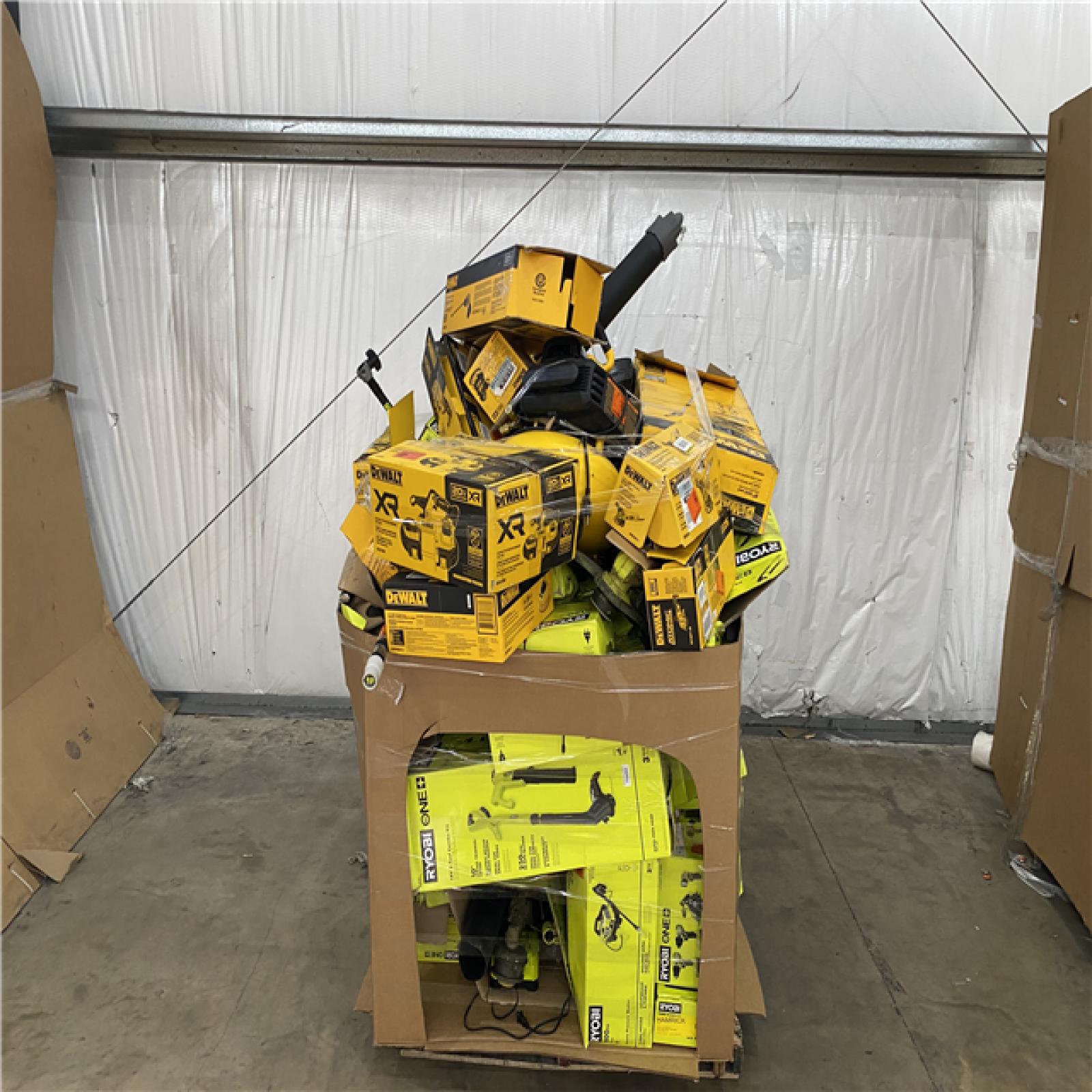 Houston Location AS IS - Tool Pallet