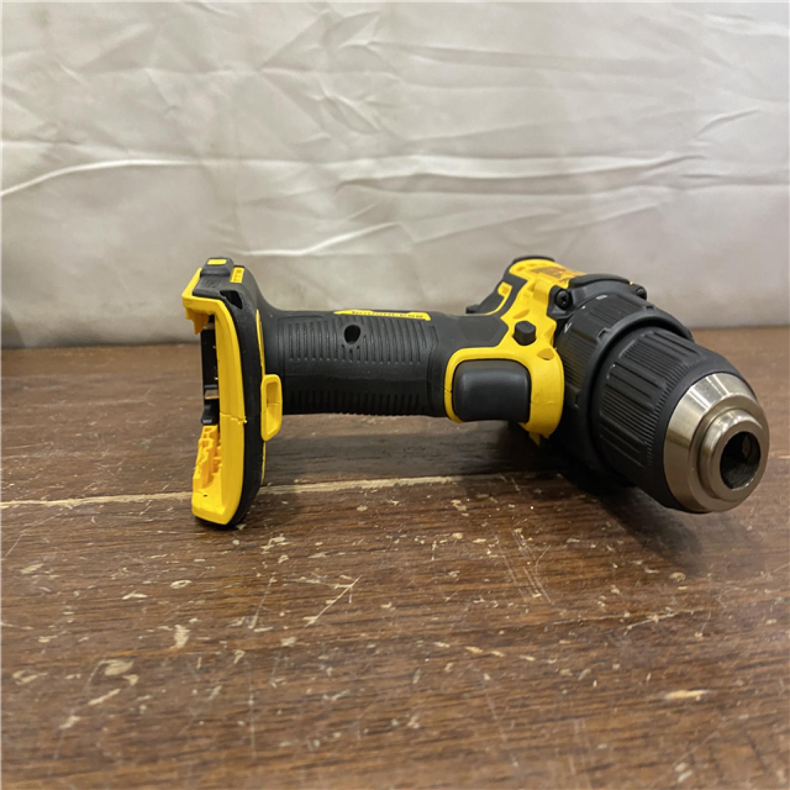 AS-ISATOMIC 20V MAX Cordless Brushless Compact 1/2 in. Drill/Driver, (2) 20V 1.3Ah Batteries, Charger and Bag