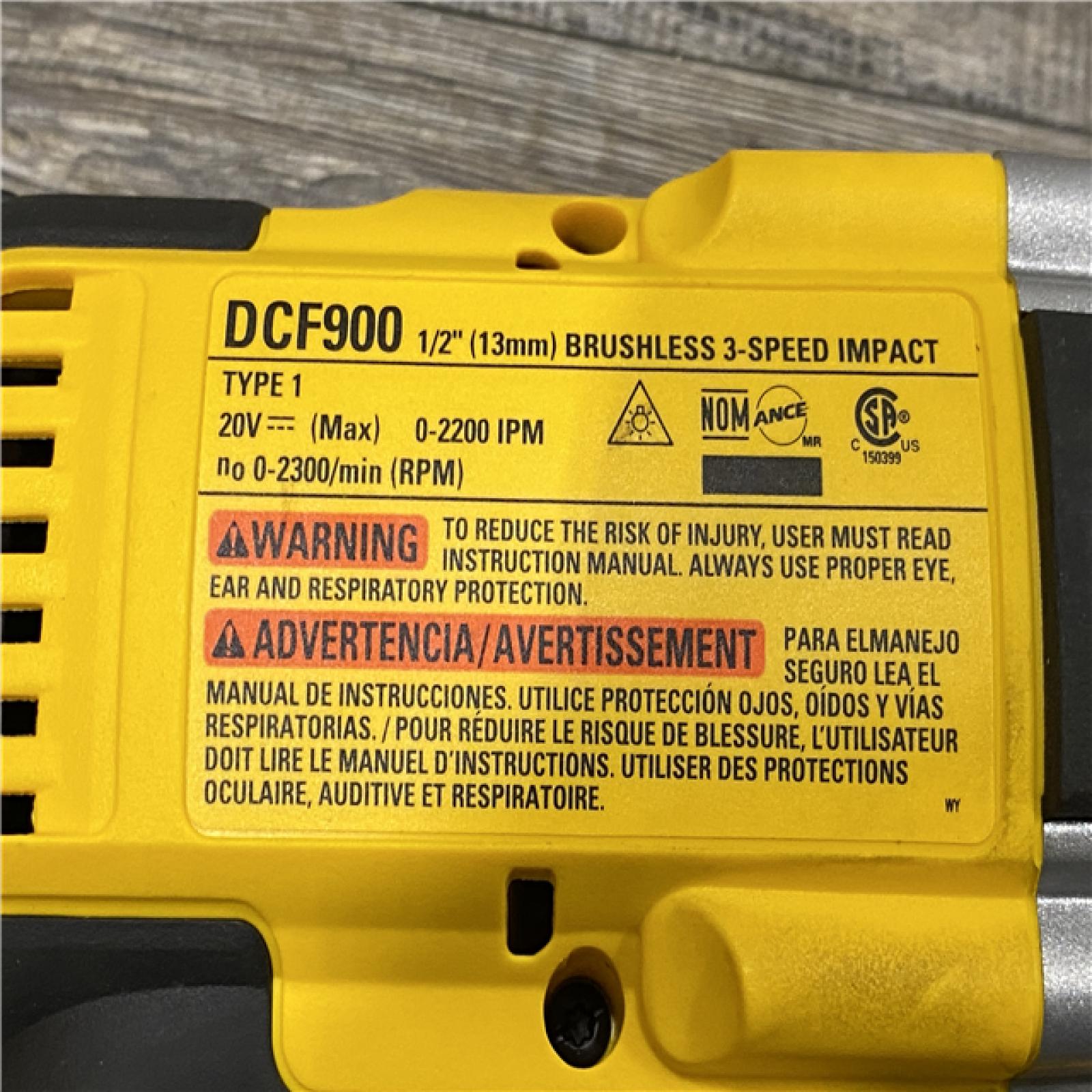 AS-IS DEWALT 20V MAX Lithium-Ion Cordless 1/2 in. Impact Wrench Kit