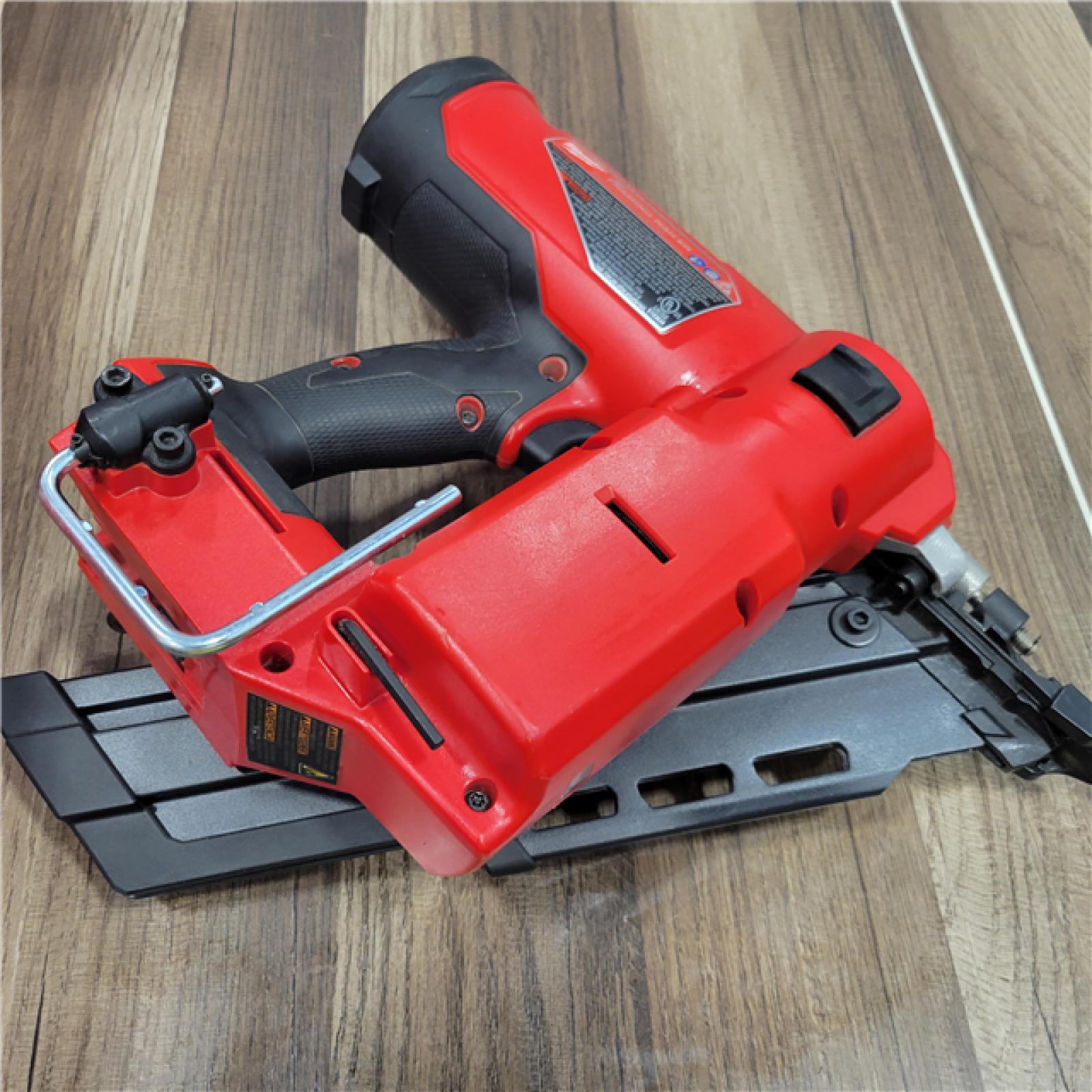 AS-IS Milwaukee M18 FUEL 3-1/2 in. 18-Volt 30-Degree Lithium-Ion Brushless Cordless Framing Nailer (Tool-Only)
