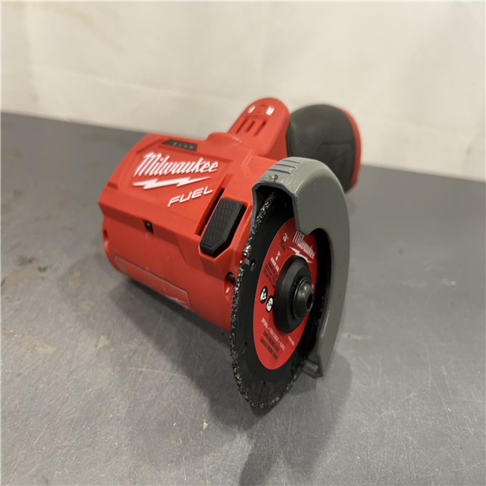 AS-IS - Milwaukee M12 FUEL 12V Lithium-Ion Brushless Cordless 3 in. Cut Off Saw