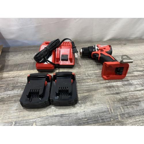 AS-IS Milwaukee 18V Lithium-Ion Brushless Cordless 1/2 in. Compact Drill/Driver Kit