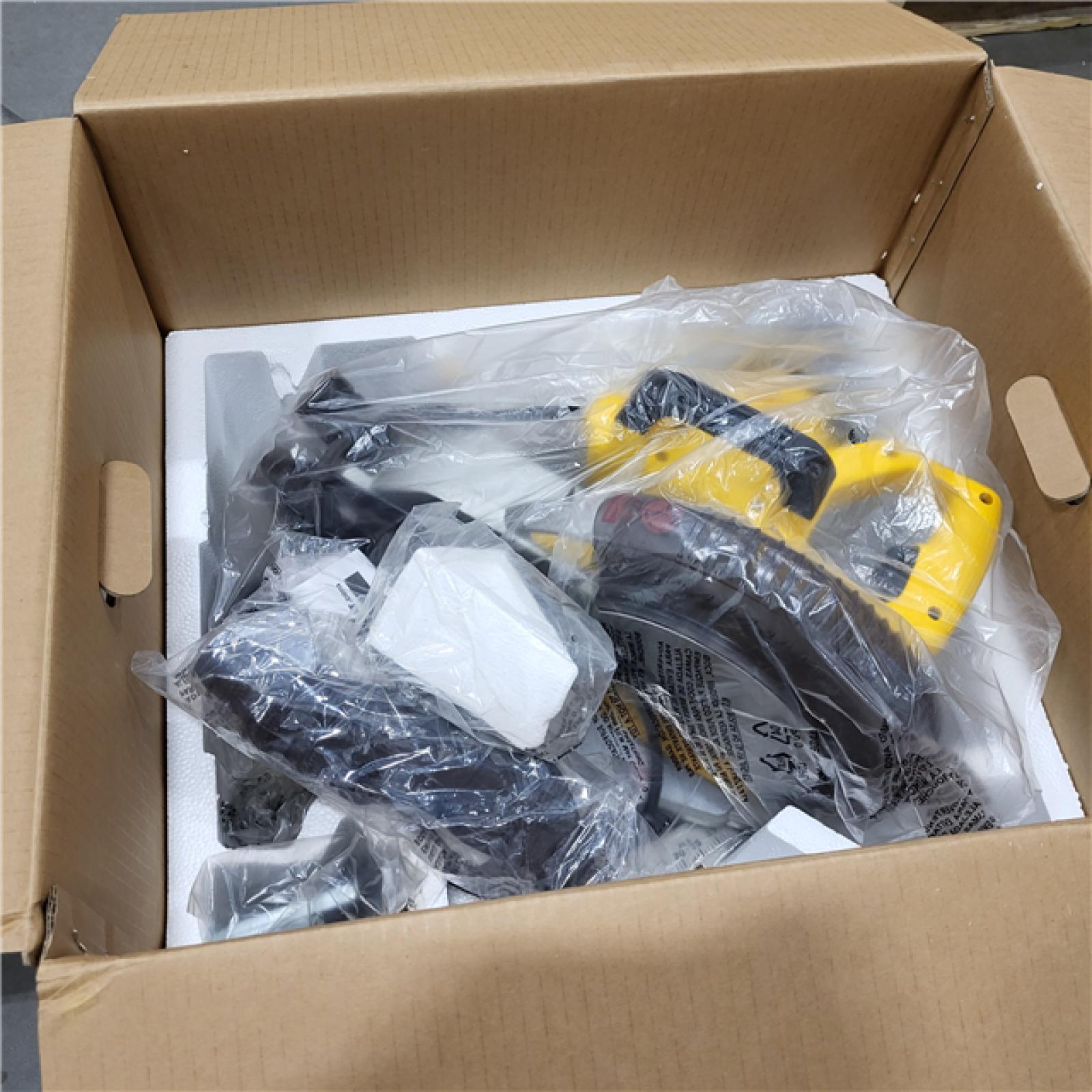 NEW! DEWALT 15 Amp Corded 10 in. Compound Single Bevel Miter Saw