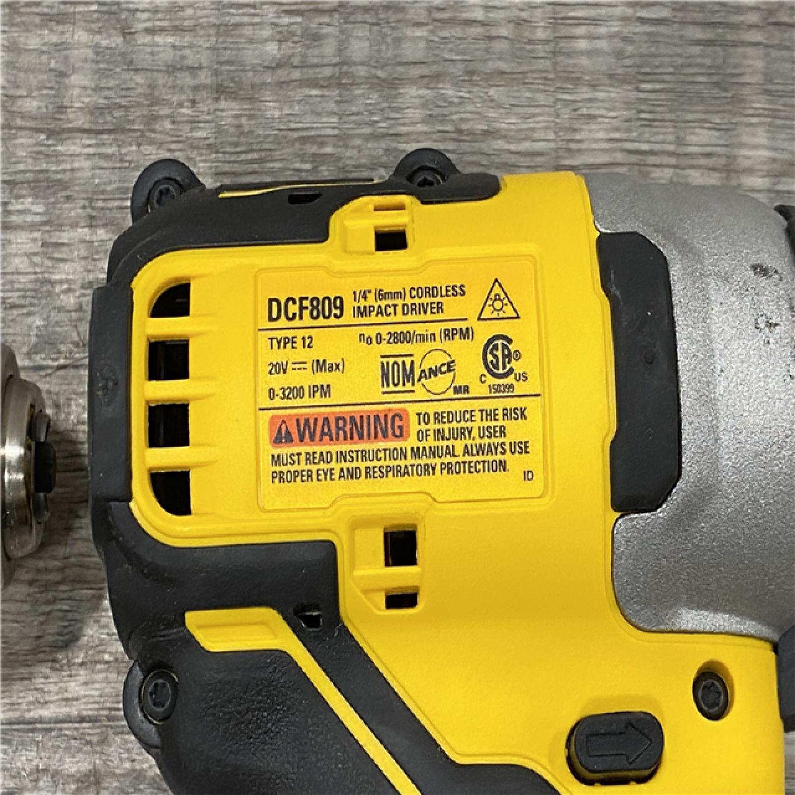 AS-IS DEWALT ATOMIC 20-Volt MAX Lithium-Ion Cordless Combo Kit