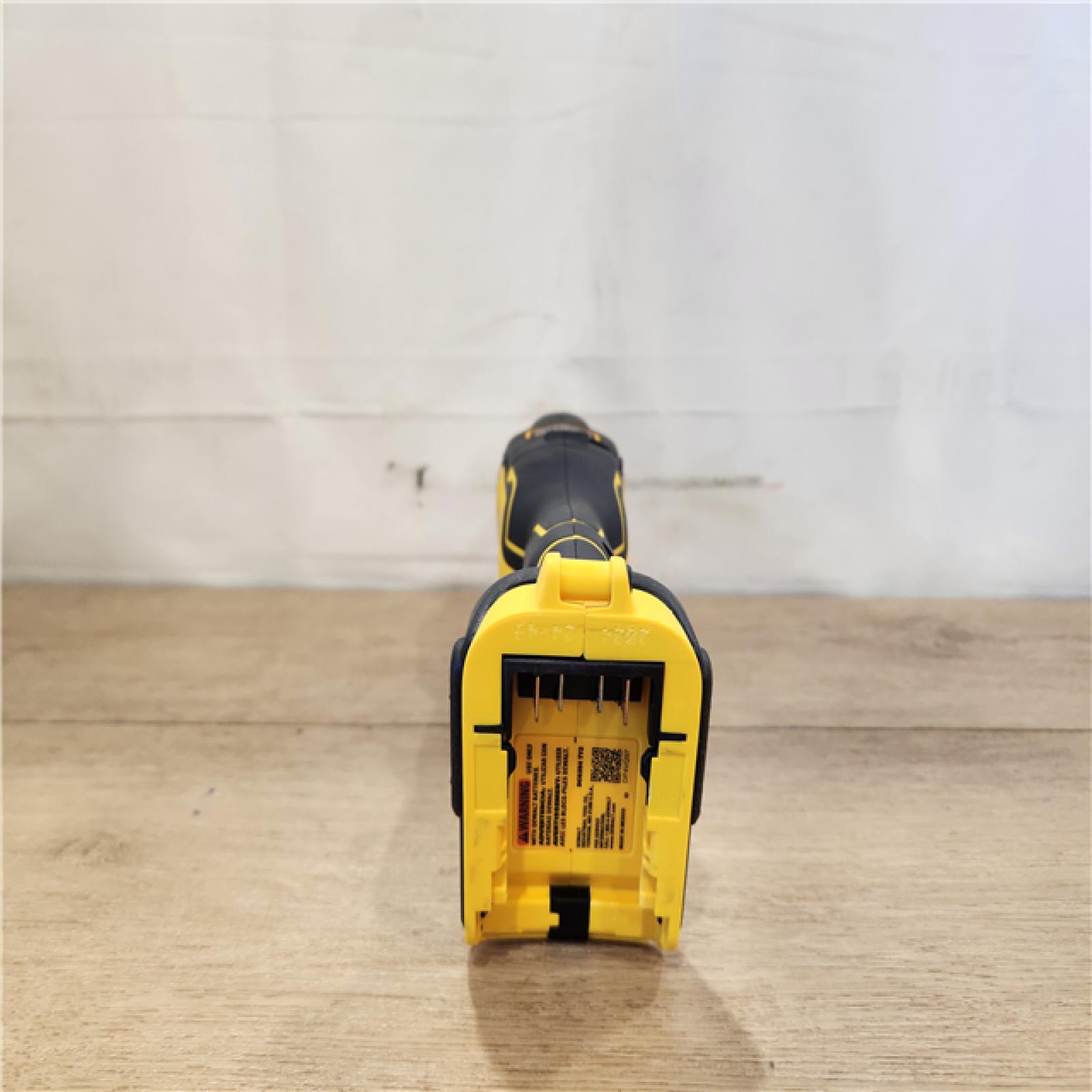 AS-IS- DEWALT ATOMIC 20V MAX Cordless Brushless Oscillating Multi Tool Kit