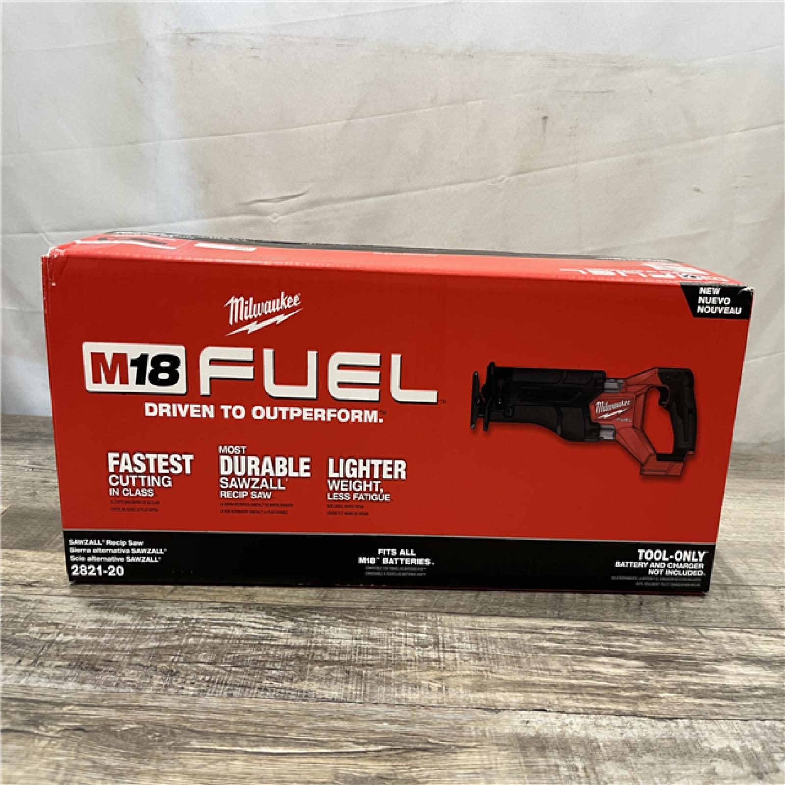 NEW - Milwaukee FUEL GEN-2 18V Lithium-Ion Brushless Cordless SAWZALL Reciprocating Saw (Tool-Only)