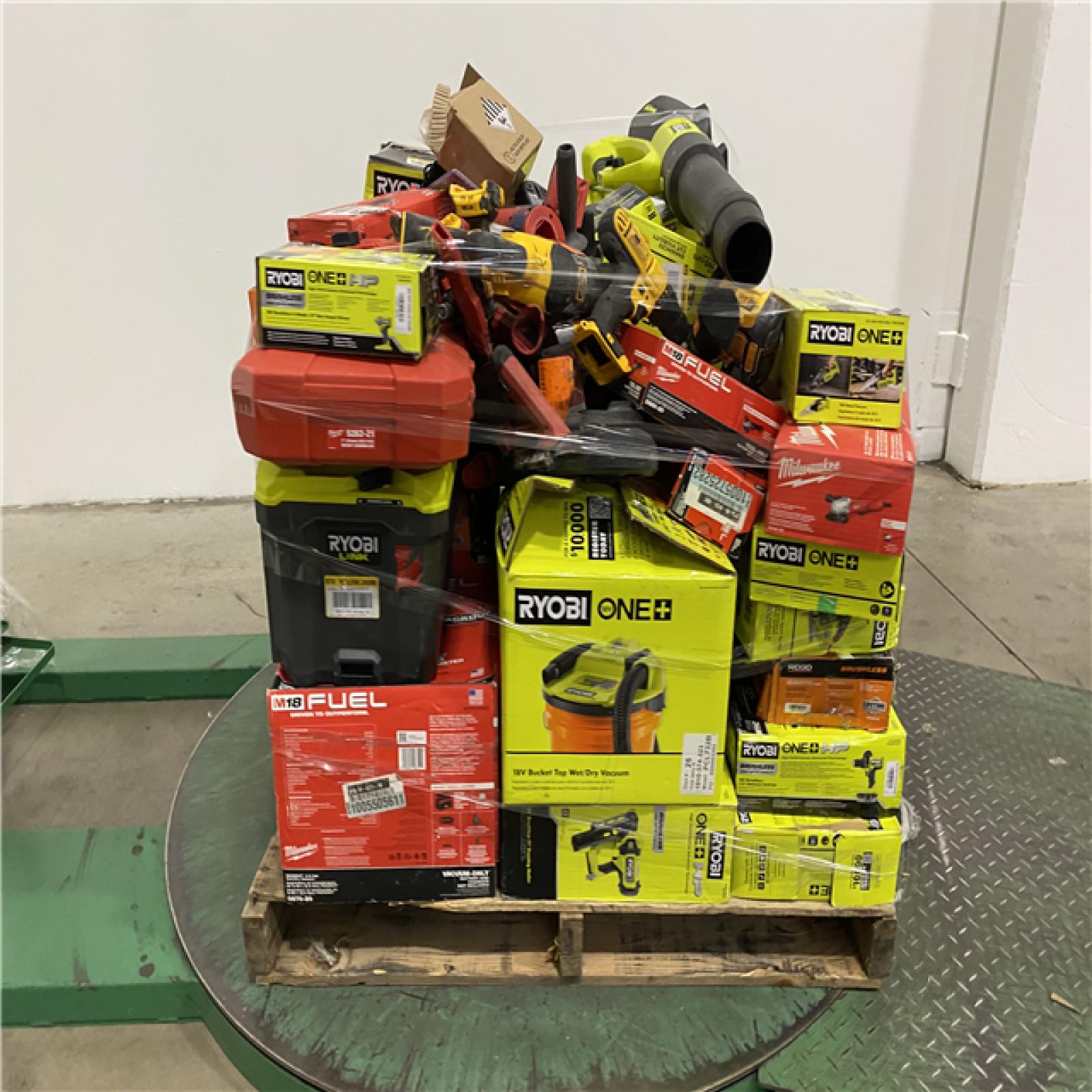 Dallas Location - As-Is Tool Pallet