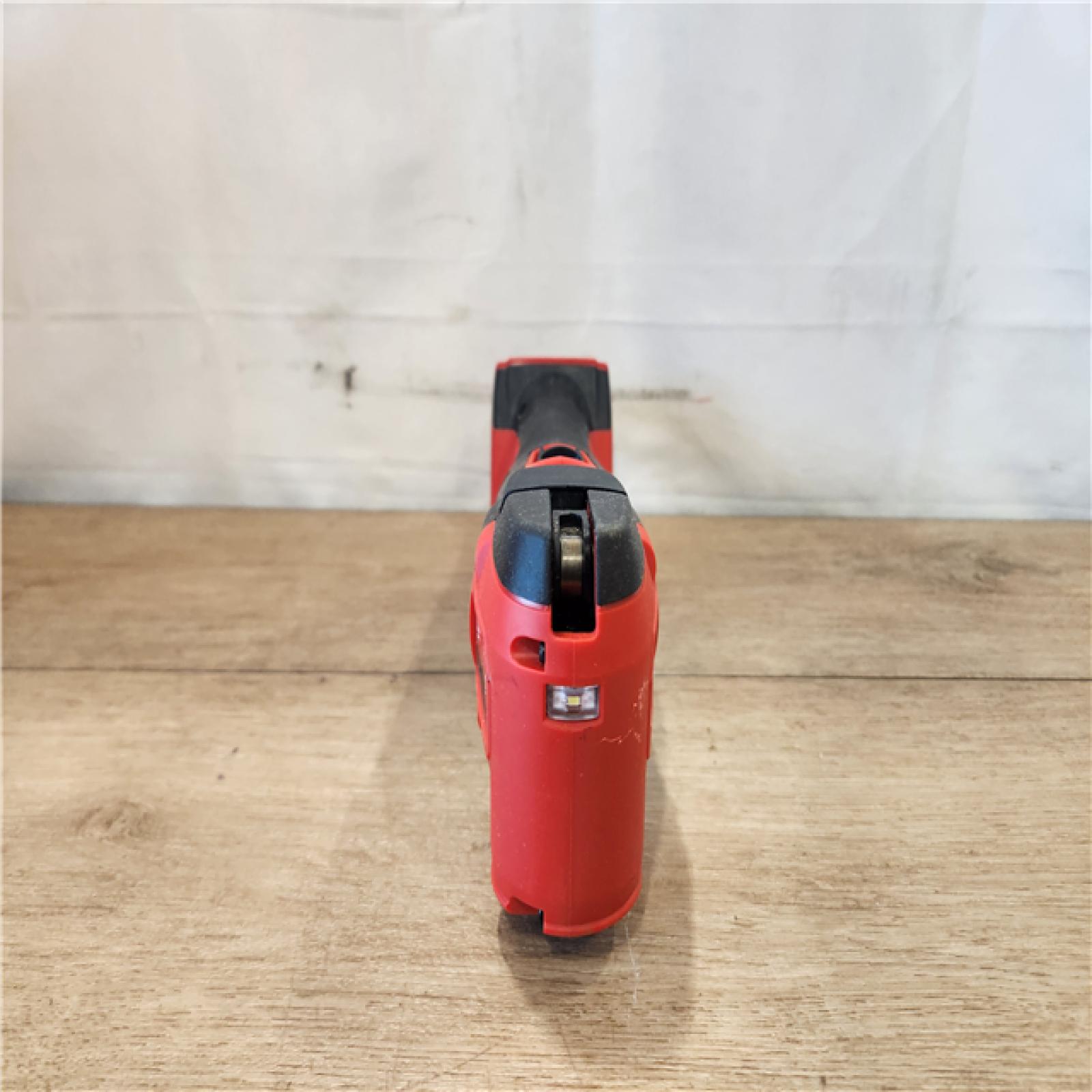 AS-IS- Milwaukee M18 18V Lithium-Ion Cordless Oscillating Multi-Tool (Tool-Only)