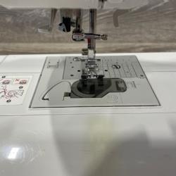 AS-IS Brother SQ9285 Computerized Sewing and Quilting Machine with Wide Table  150 stitches