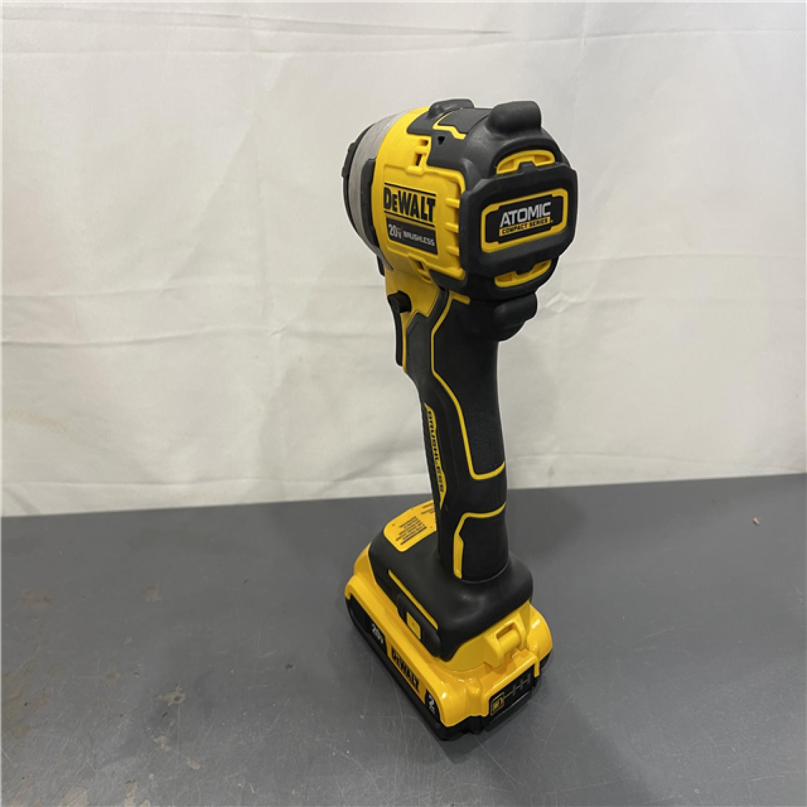 AS-IS - DeWALT ATOMIC 20V Max Lithium-Ion Brushless Cordless Compact 1/4 in. Impact Driver Kit