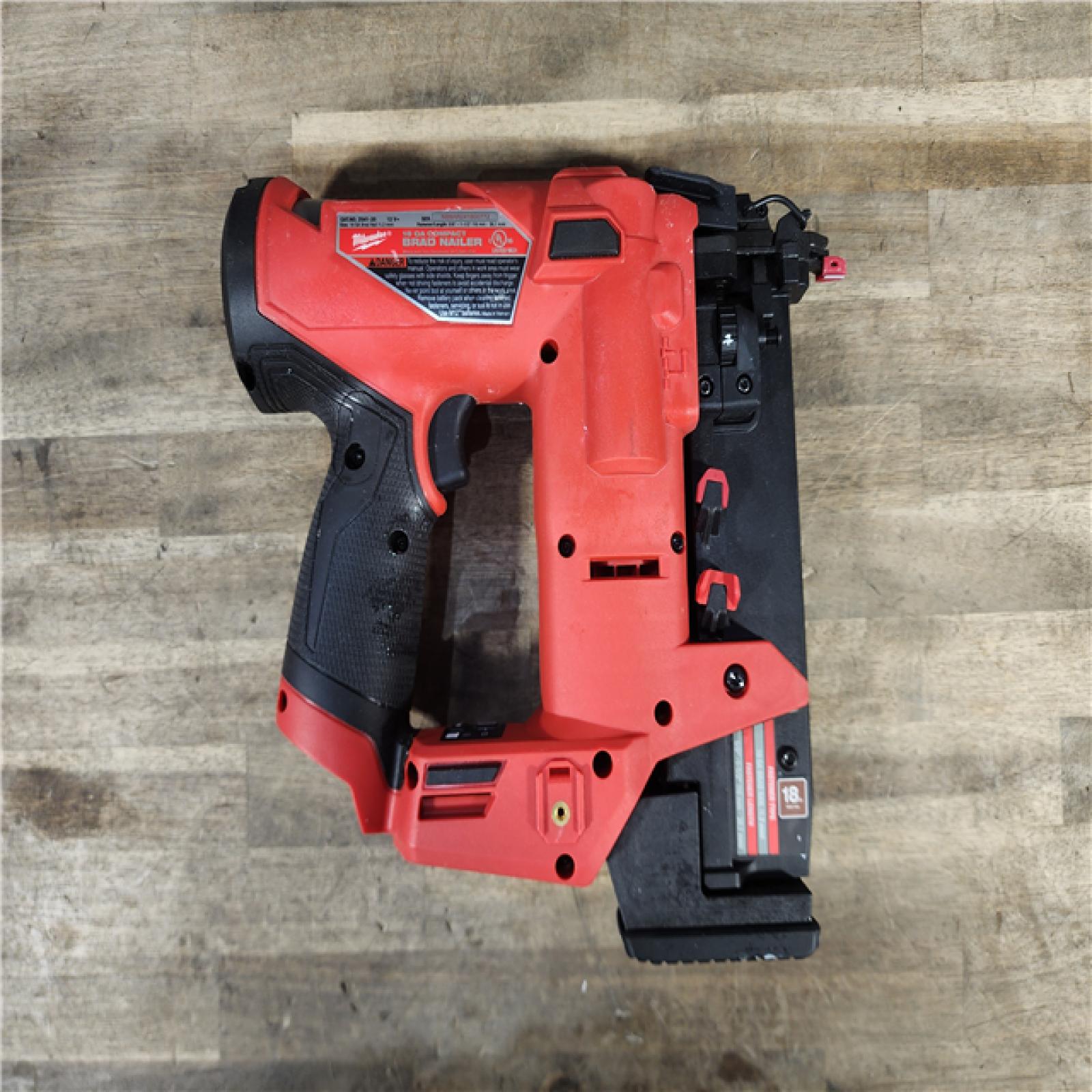 HOUSTON LOCATION - AS-IS M12 FUEL 12-Volt Lithium-Ion Brushless Cordless 18-Guage Compact Brad Nailer (Tool Only)