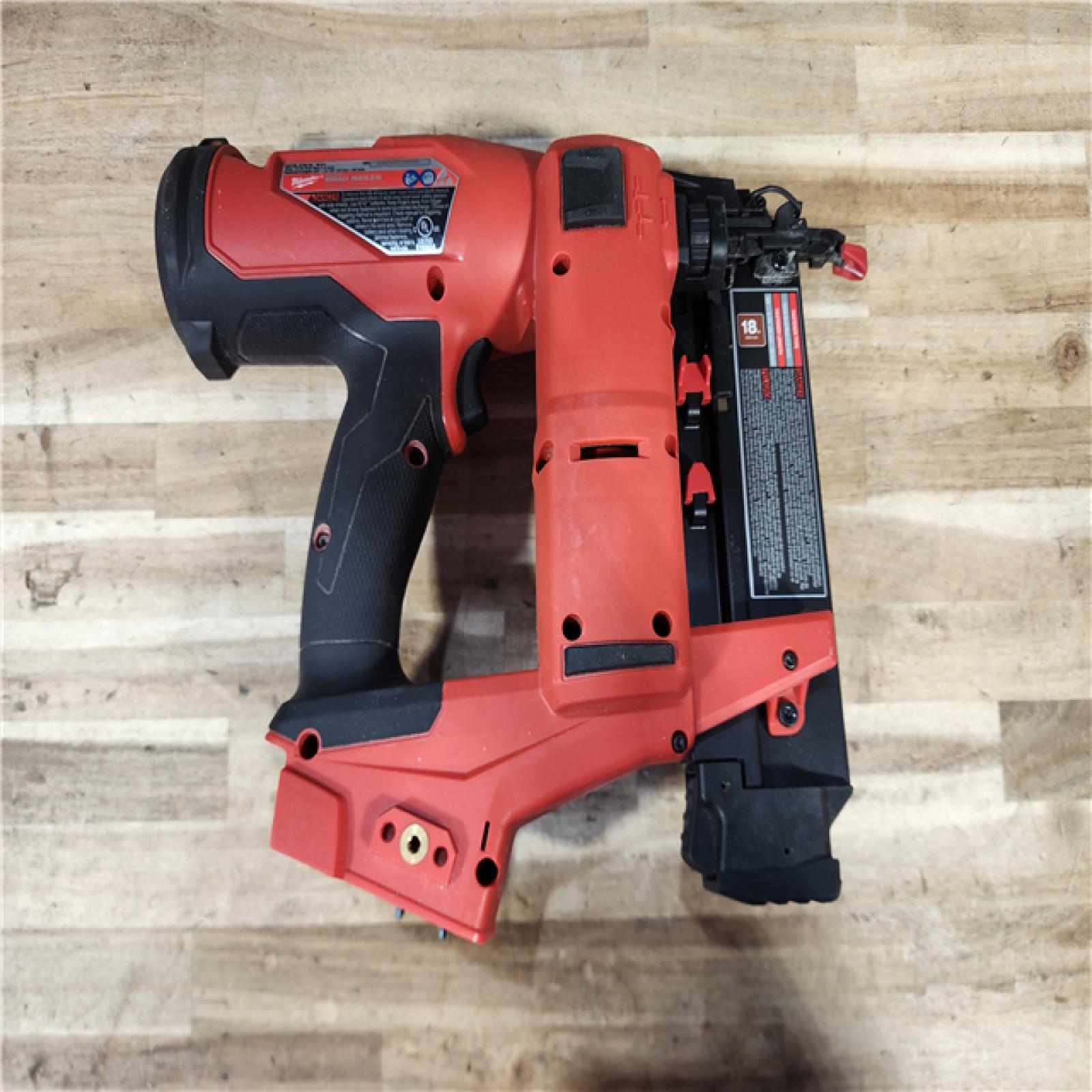HOUSTON LOCATION - AS-IS Milwaukee  FUEL 18-Volt Lithium-Ion Brushless Cordless Gen II 18-Gauge Brad Nailer (Tool-Only)