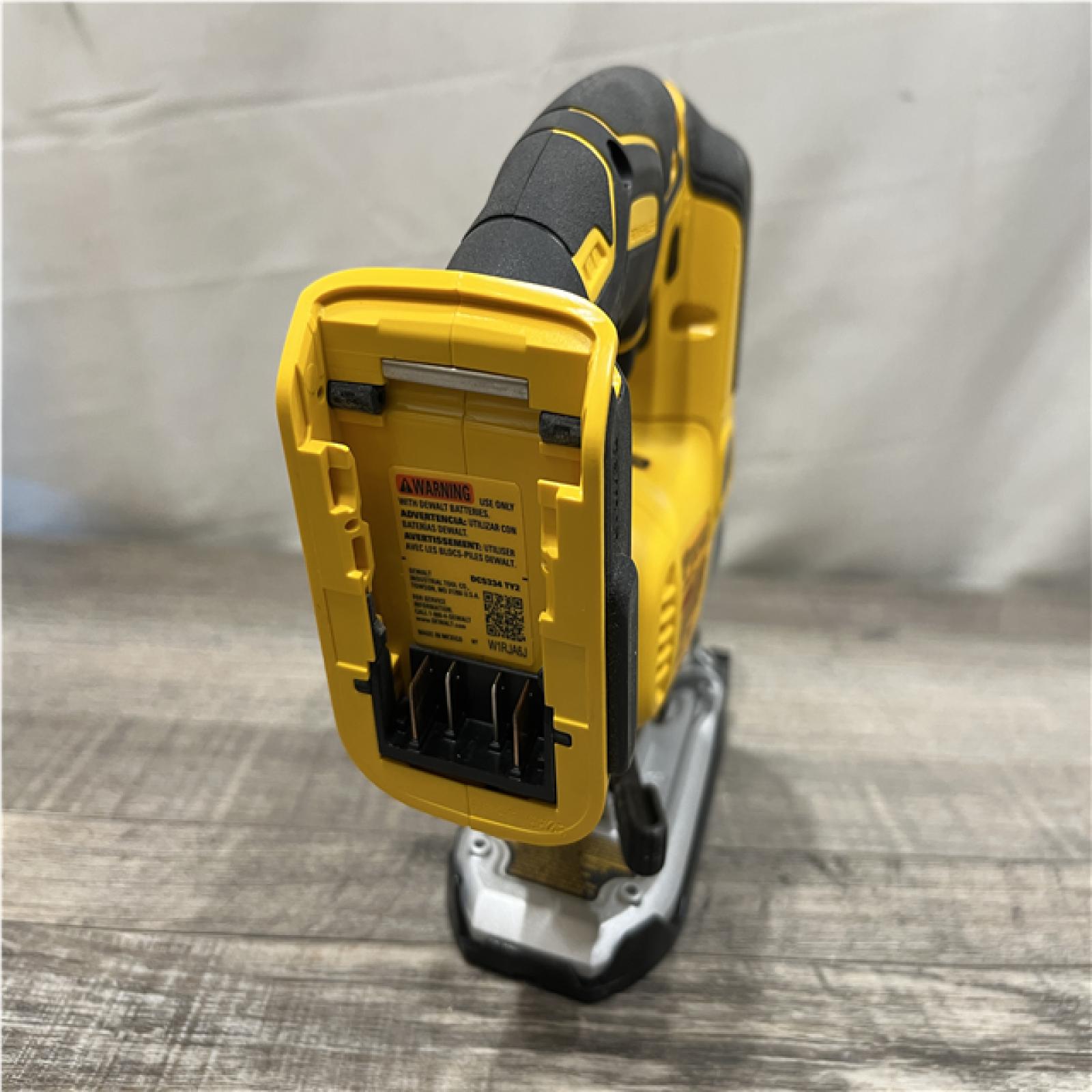 AS-IS DEWALT 20V MAX XR Cordless Brushless Jigsaw (Tool Only)