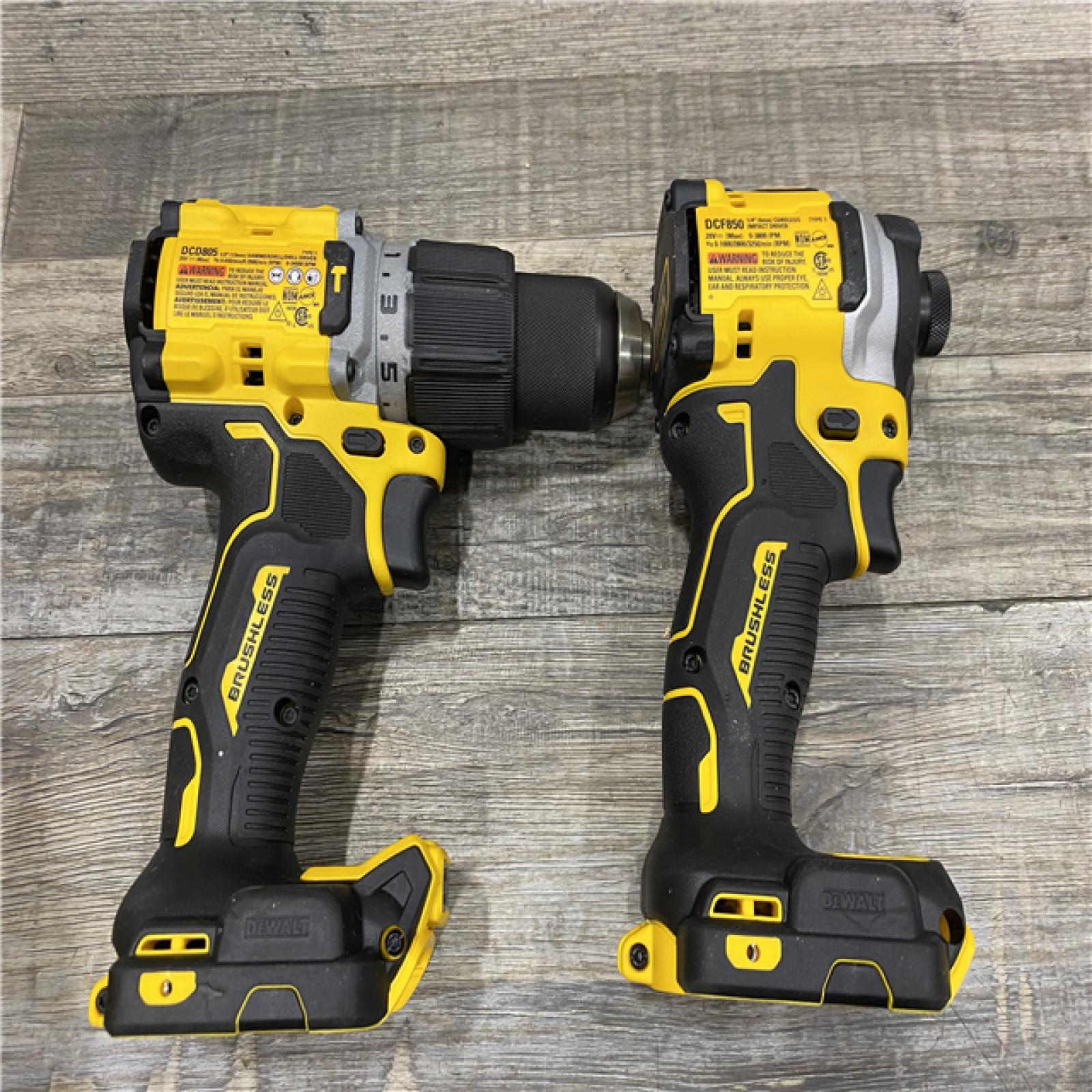 AS-IS DEWALT 20V MAX XR Hammer Drill/ Impact Driver Kit