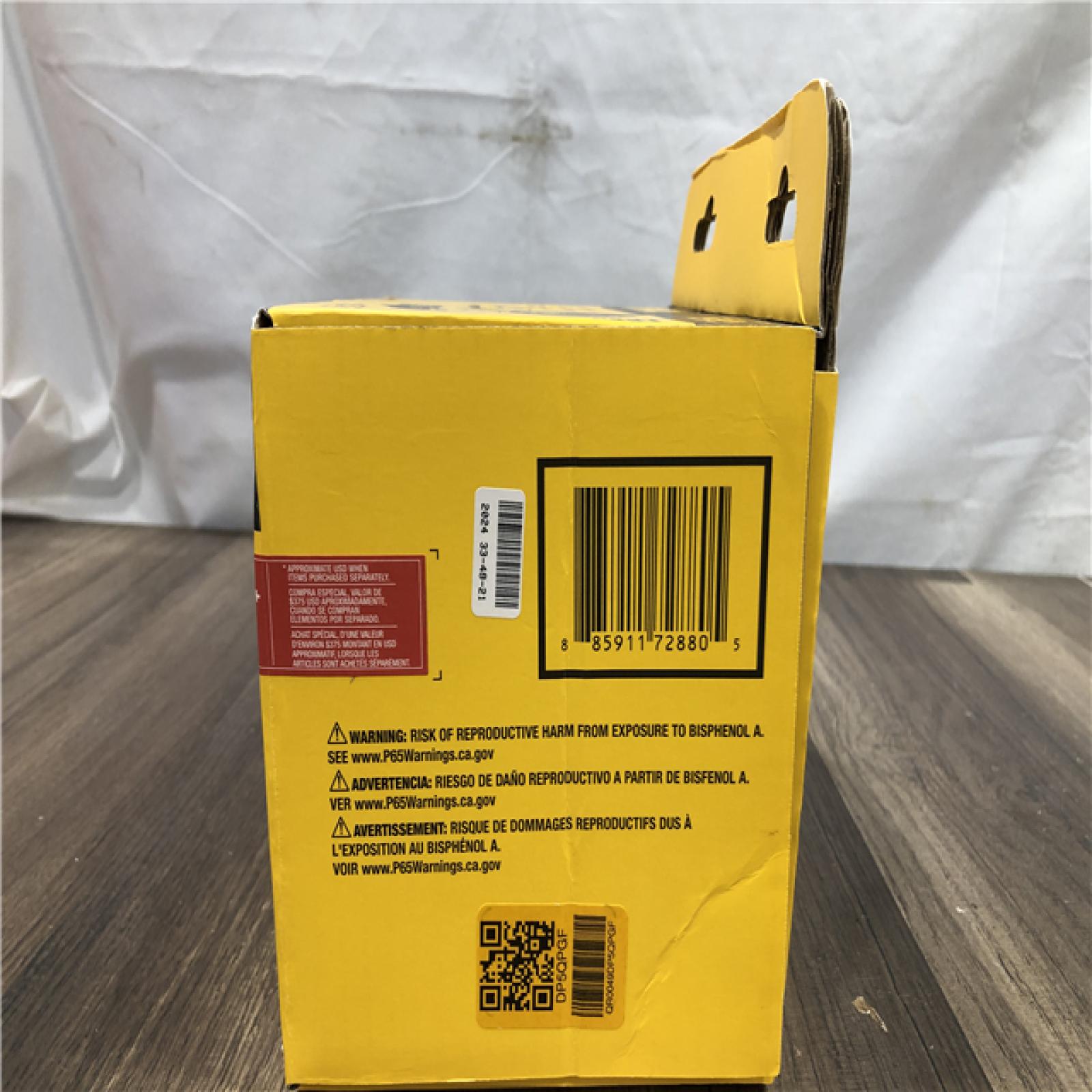 NEW- DEWALT 20V MAX Lithium-Ion 6.0Ah and 4.0Ah Battery and Charger Starter Kit
