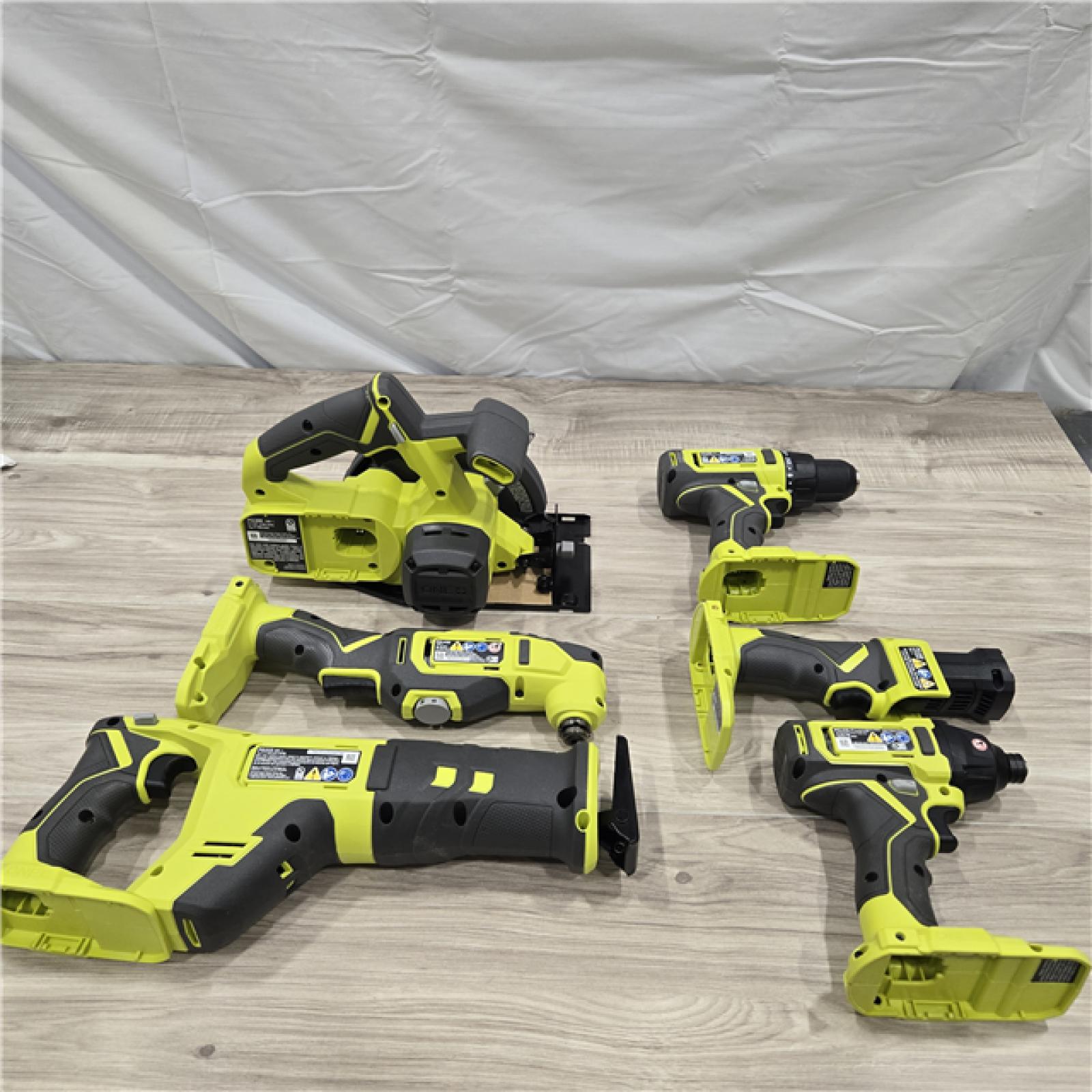 LIKE NEW! - RYOBI ONE+ 18V Cordless 6-Tool Combo Kit