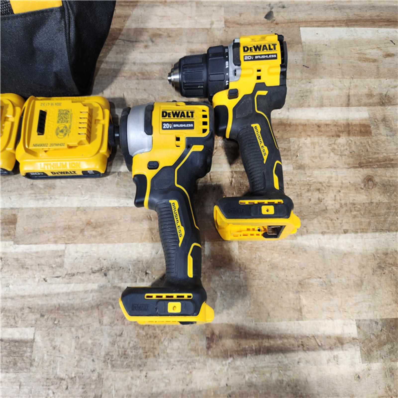 HOUSTON LOCATION - AS - IS DEWALT 2 TOOL COMBO KIT W/ (2) BATTERY & CHARGER