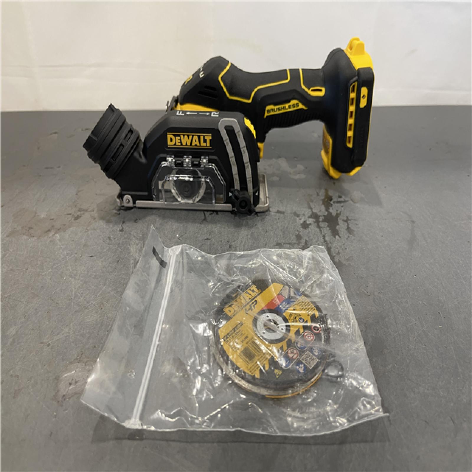AS-IS - DeWalt 20V XR Cordless 3 in. Cut-Off Tool