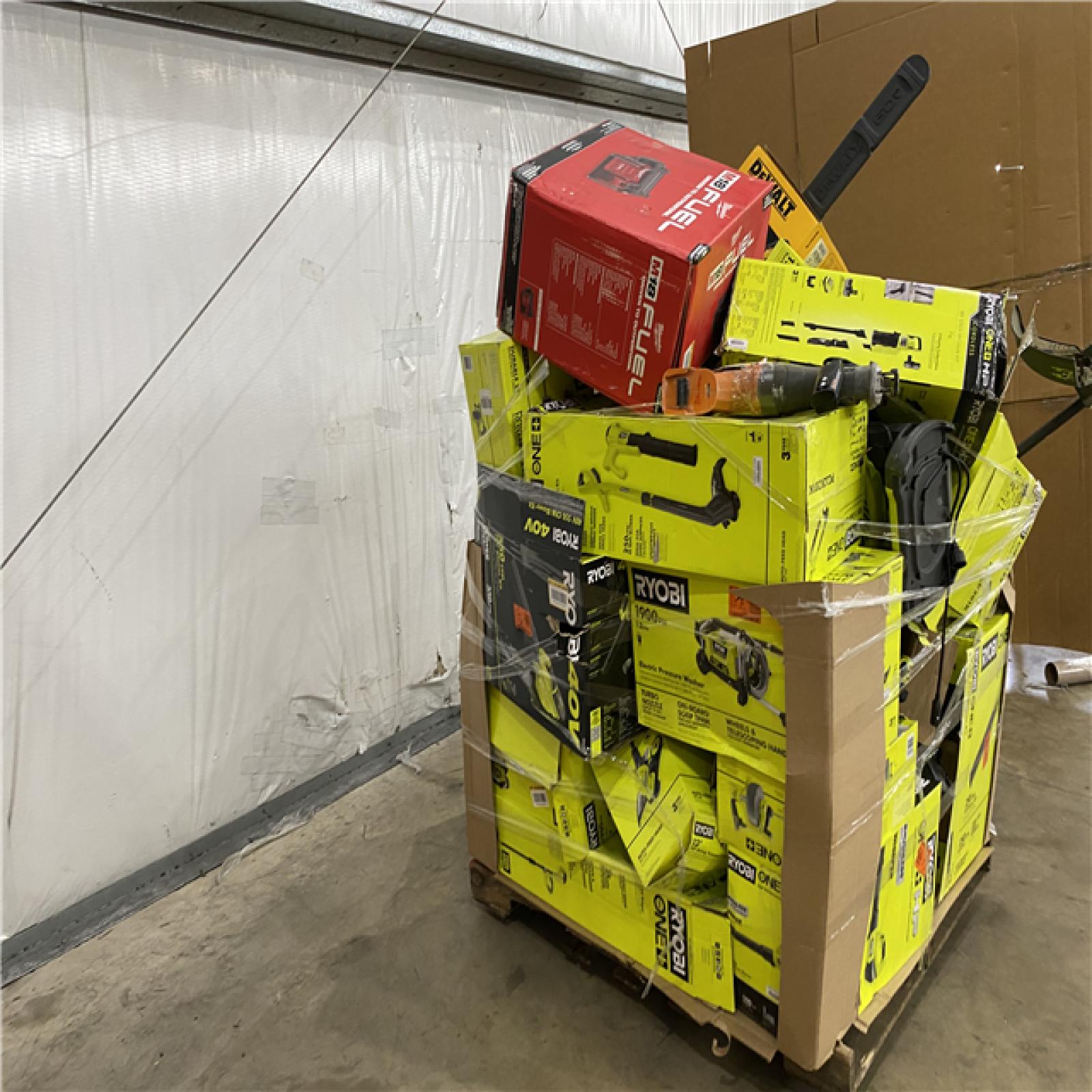Houston Location AS IS - Tool Pallet