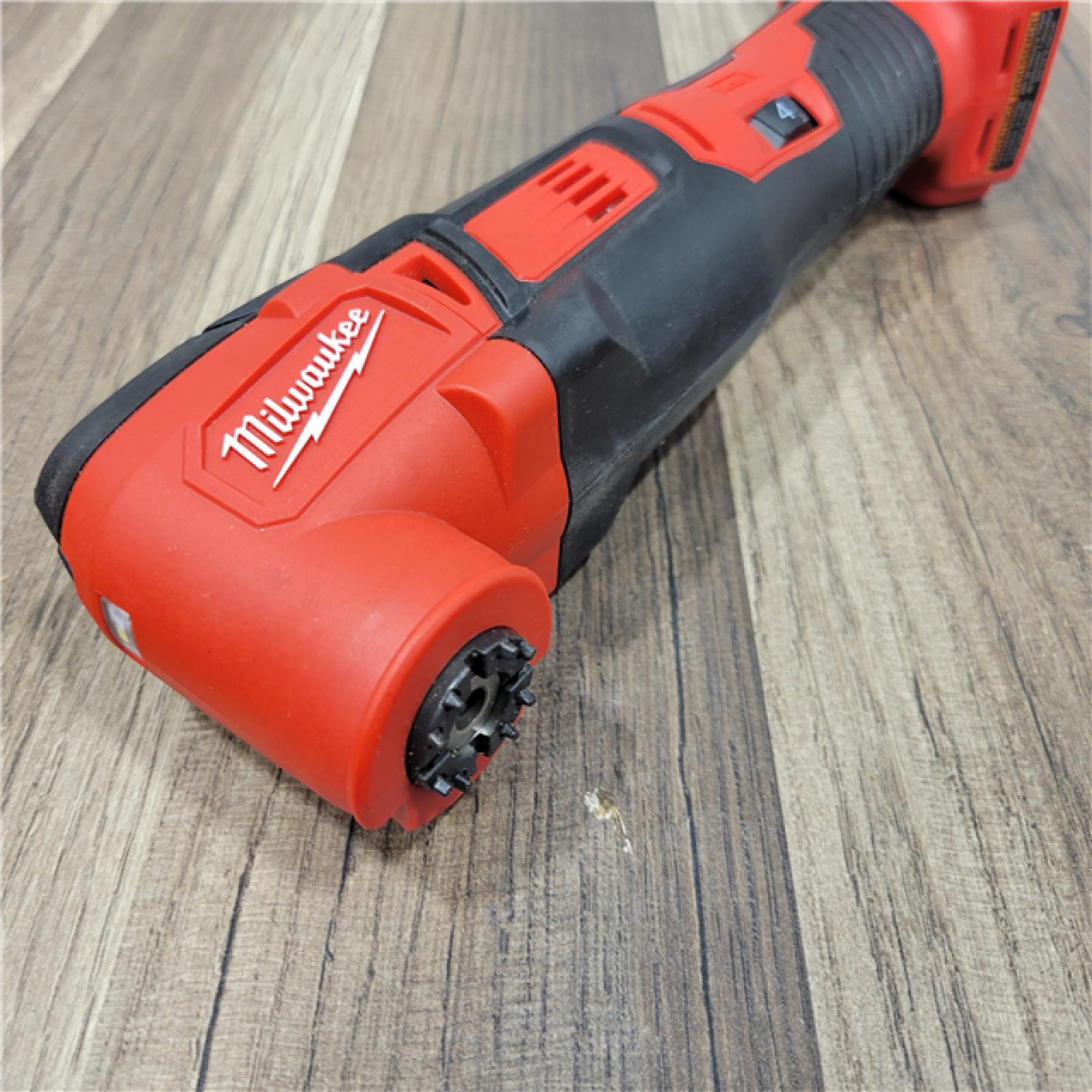 AS-IS Milwaukee 2626-20 M18 Lithium-Ion Cordless Multi-Tool (Tool Only)