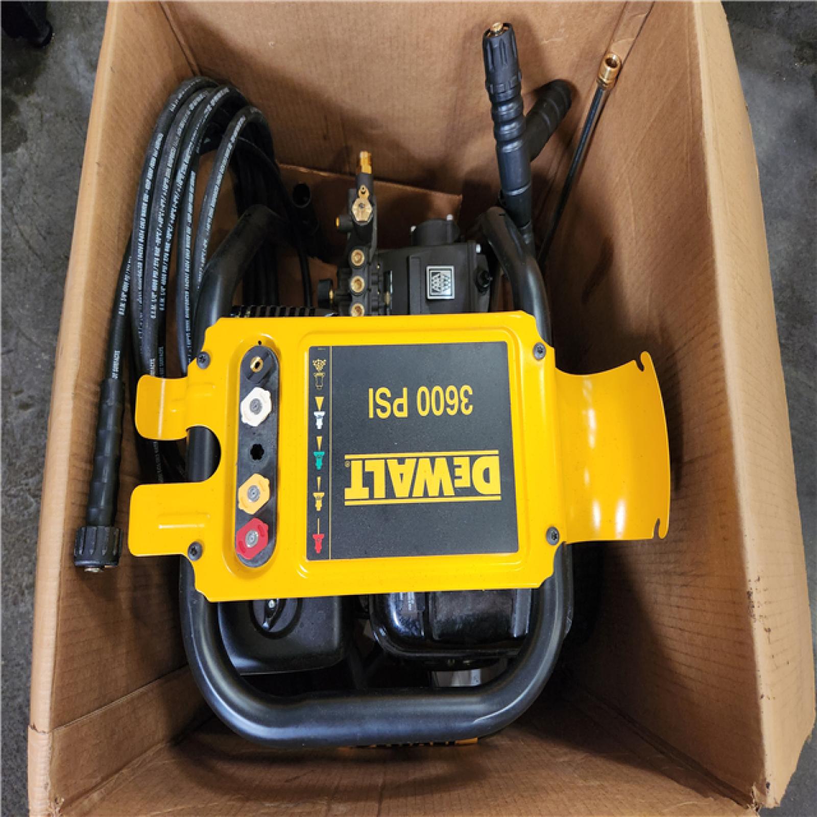 Phoenix AS-IS DEWALT 3600 PSI 2.5 GPM Cold Water Gas Professional Pressure Washer with HONDA GX200 Engine